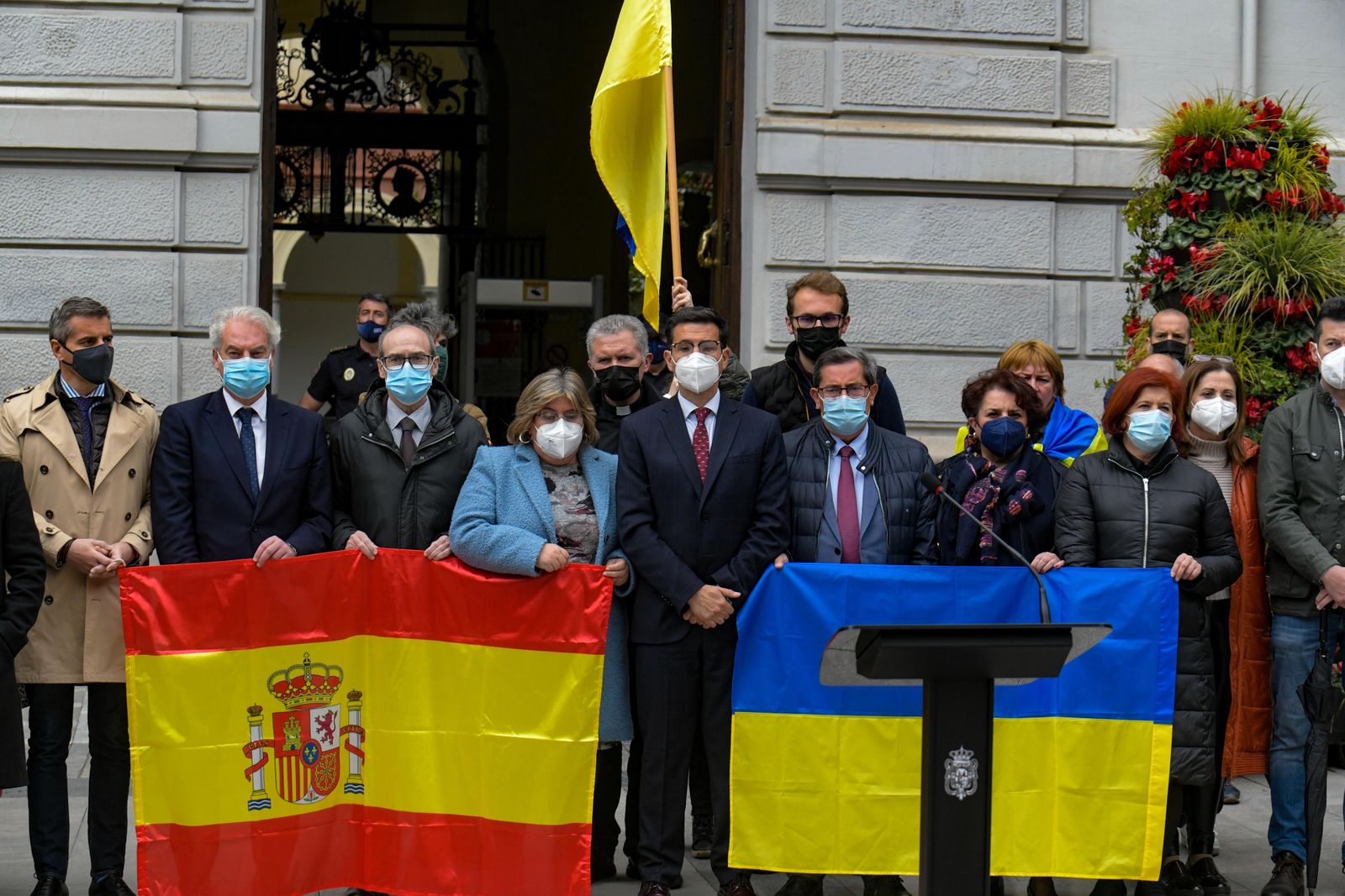 Así ha sido la concentración de solidaridad con el pueblo ucraniano en Granada