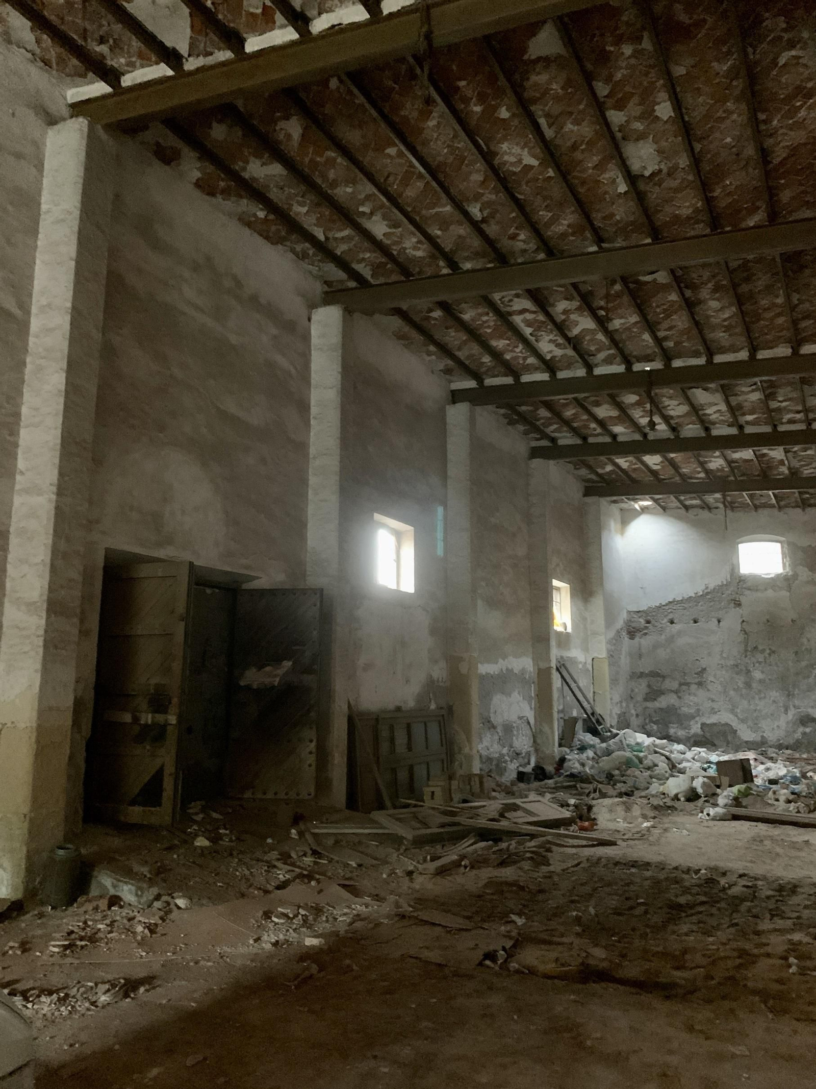 Otra imagen del interior del edificio a rehabilitar