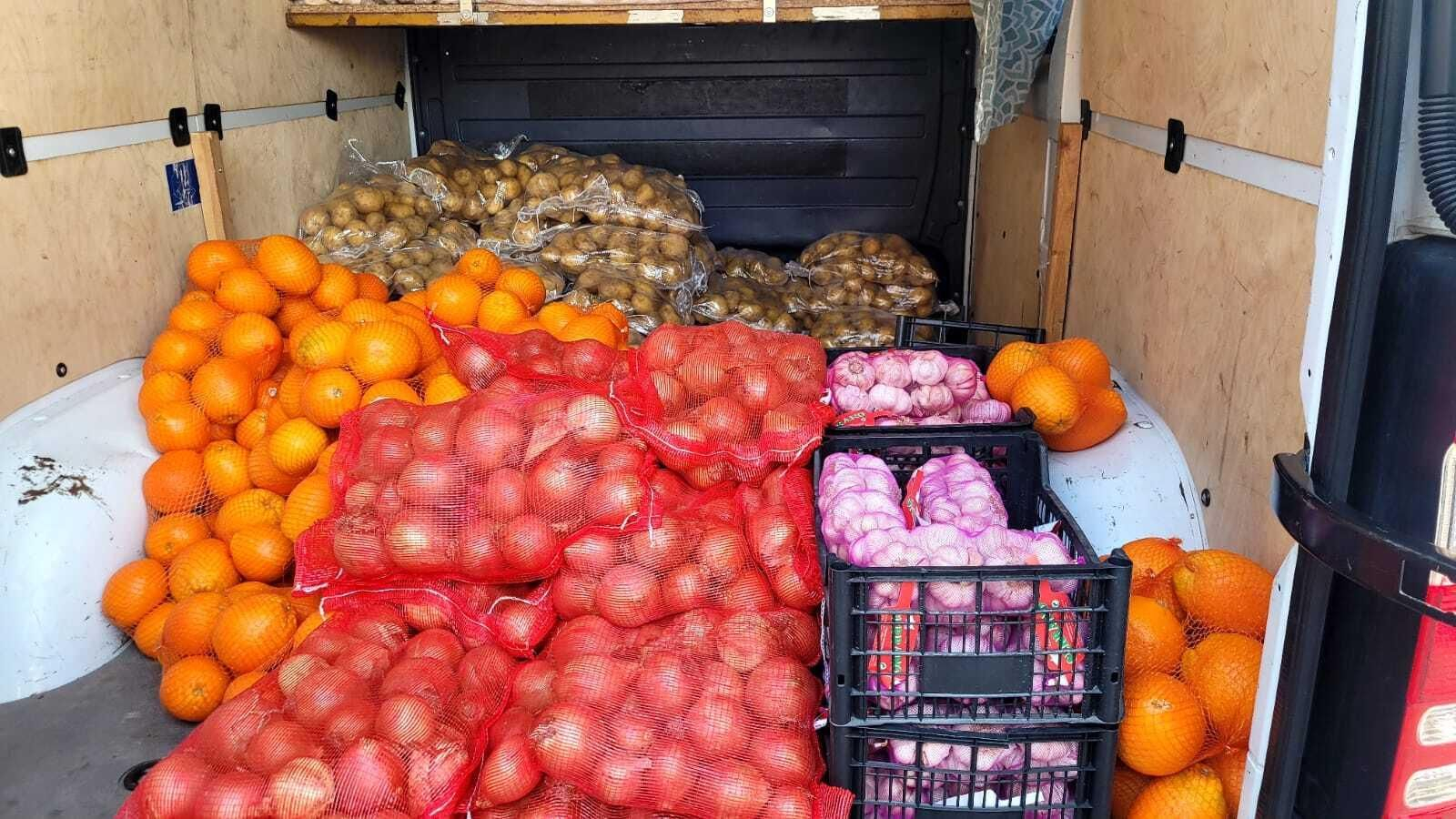 Venta ambulante de frutas y verduras.
