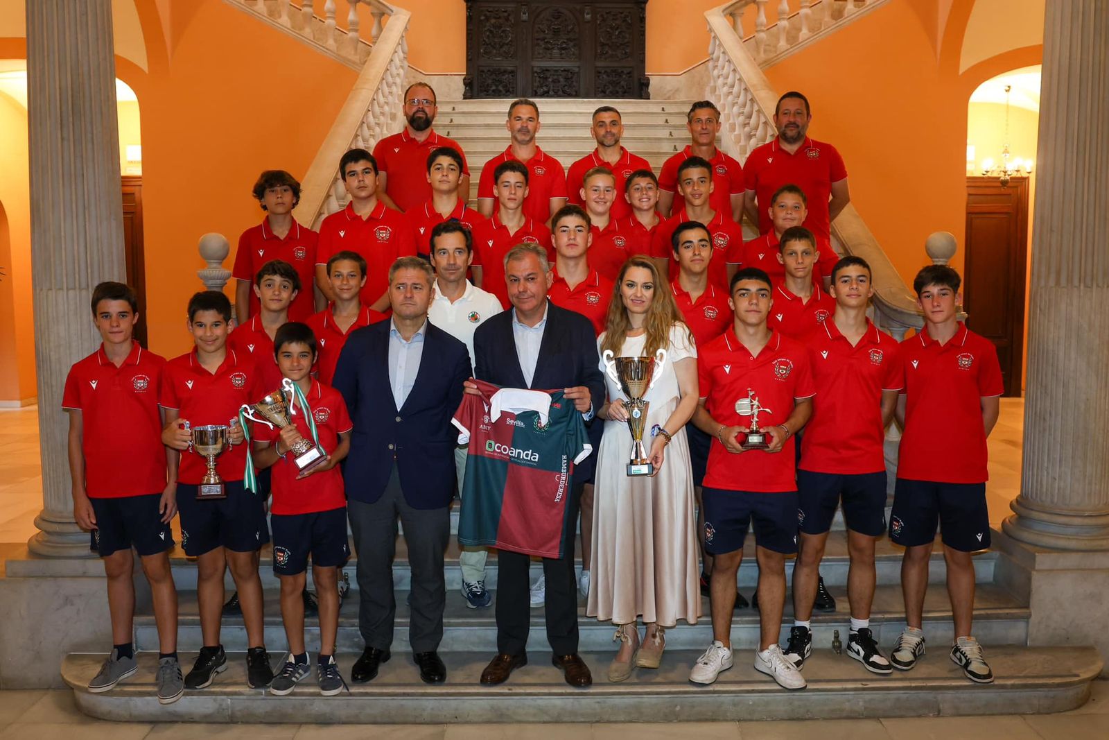 Recepción con el alcalde de Sevilla del equipo M14 del CAR.
