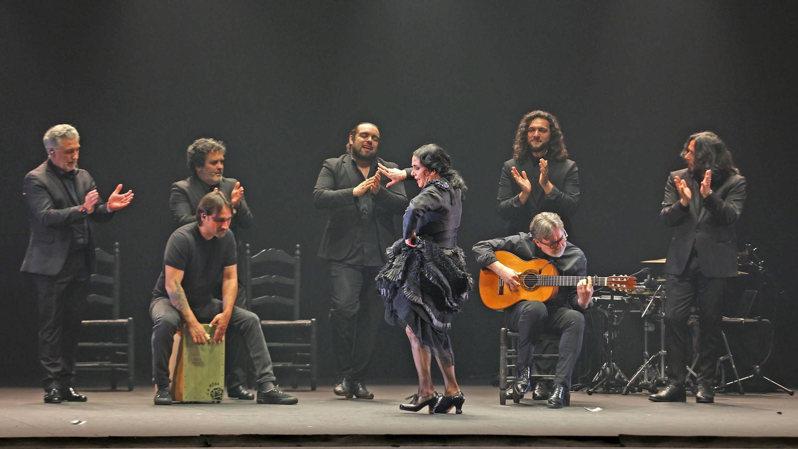 Eva Yerbabuena con 'Yerbagüena (oscuro brillante)' en el Festival de Jerez