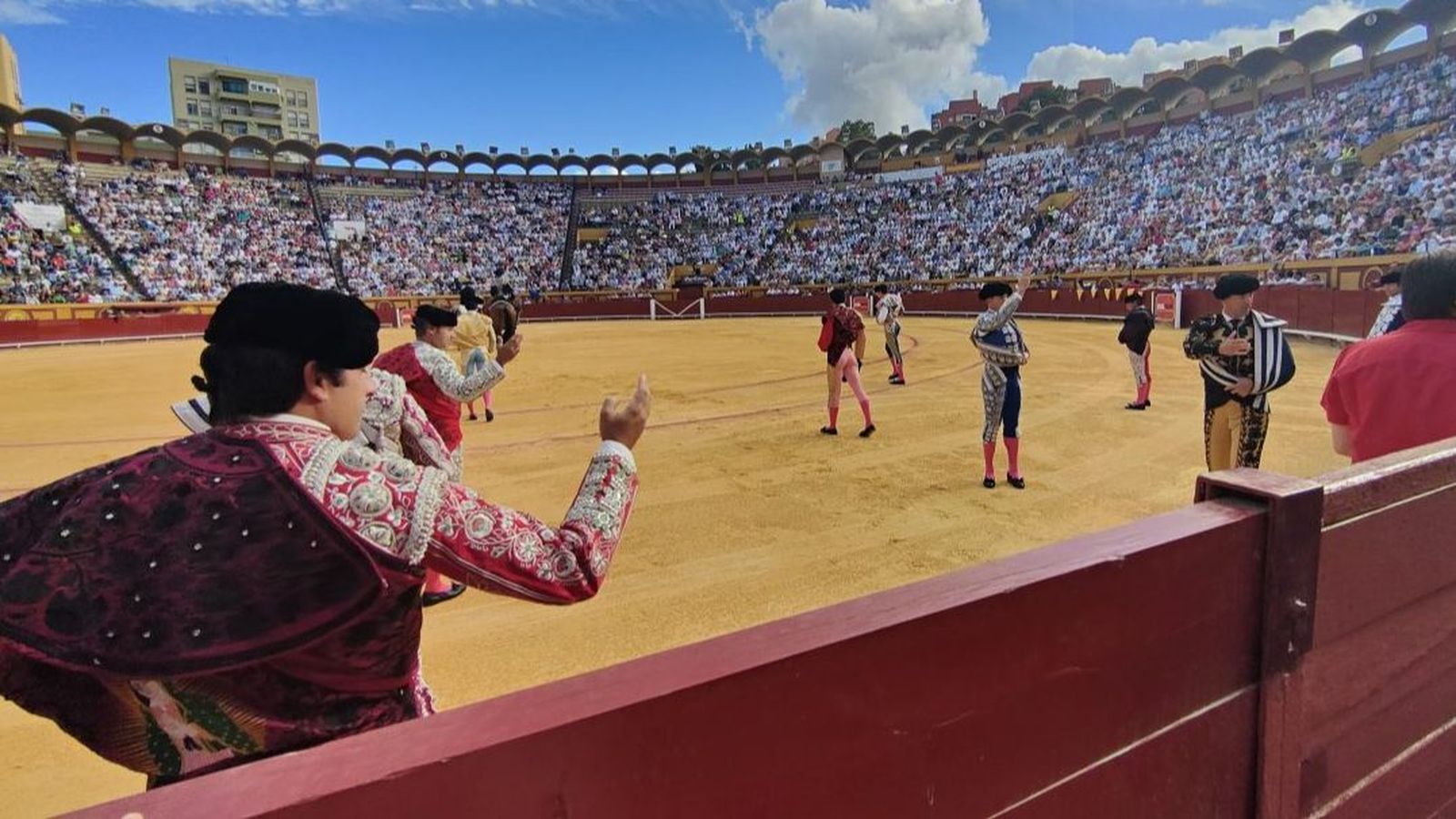 Un paseíllo durante la Feria de Algeciras 2025.