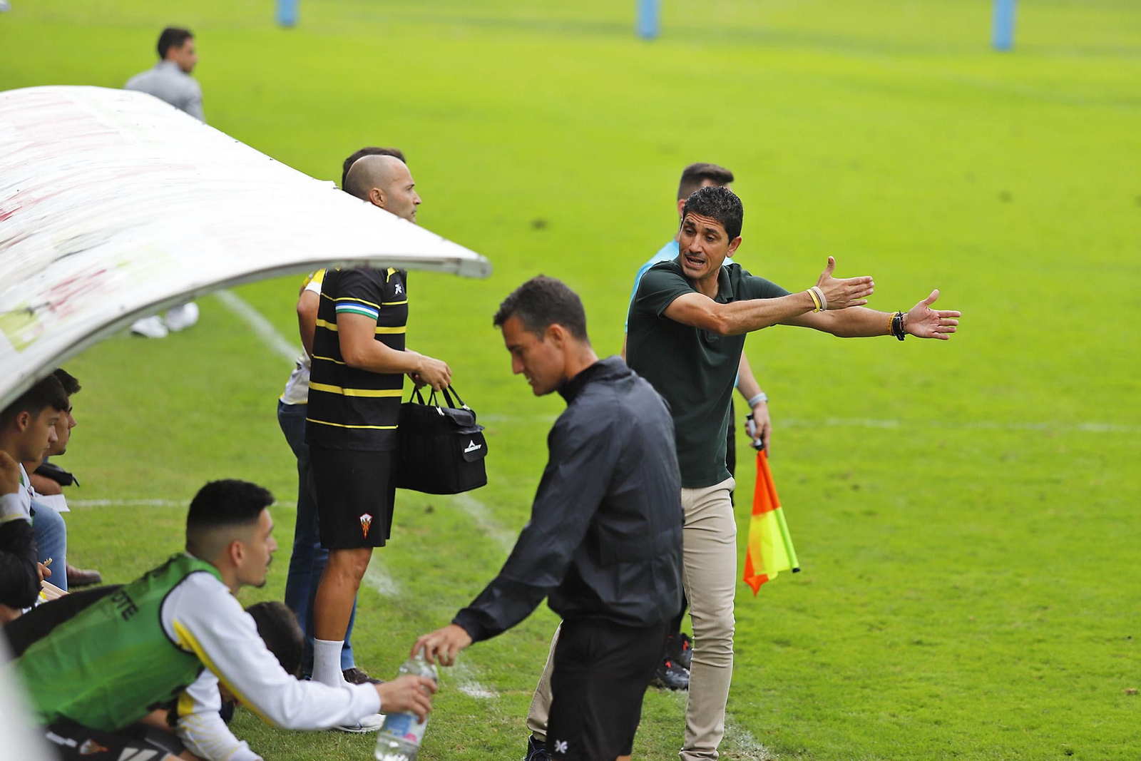 Imágenes del encuentro entre el San Roque de Lepe y UCAM Murcia