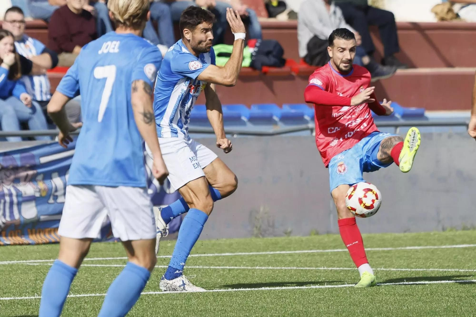 Un momento del Deportiva Minera-Águilas