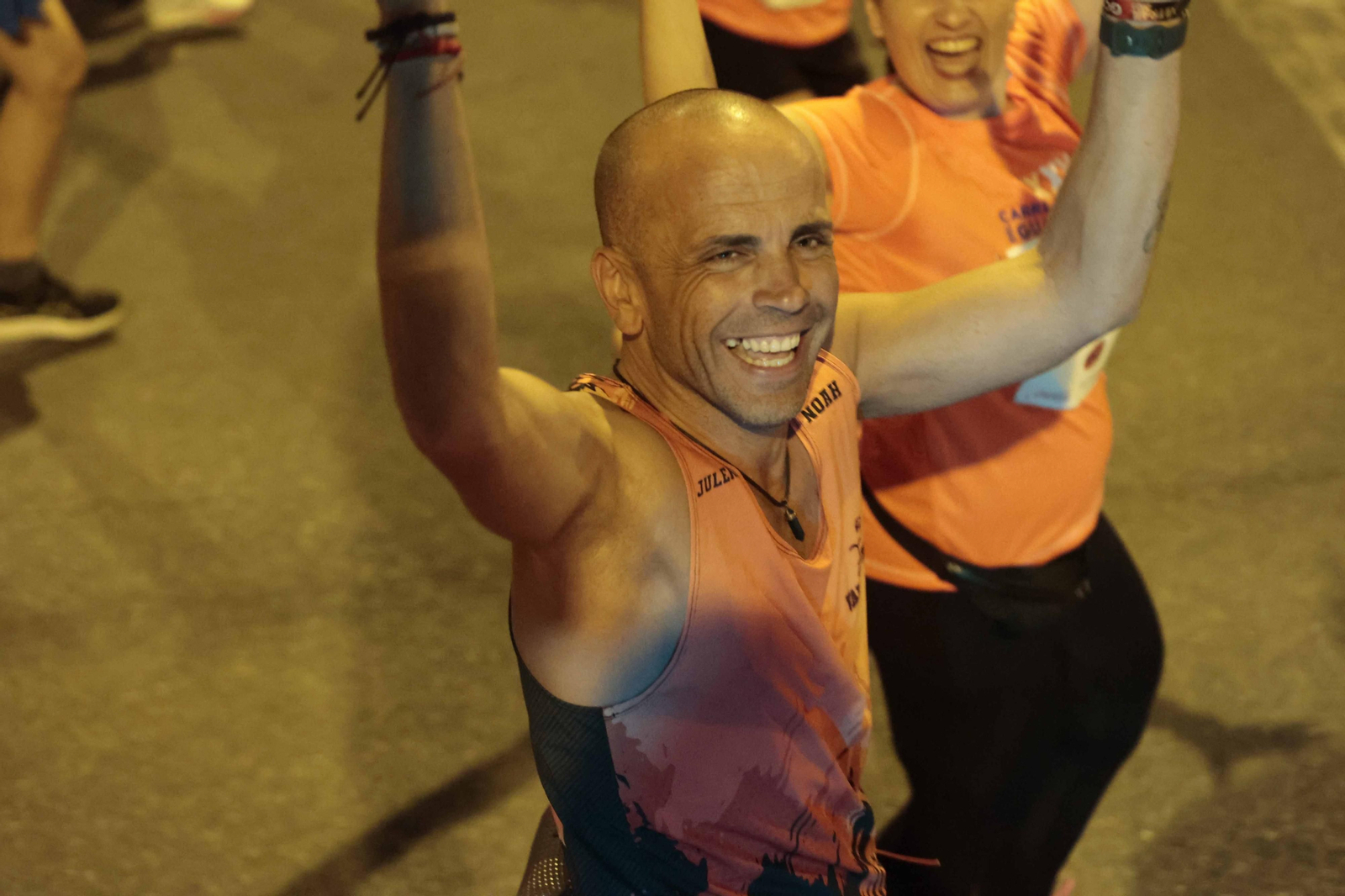 Búscate en las fotos de la Carrera Nocturna