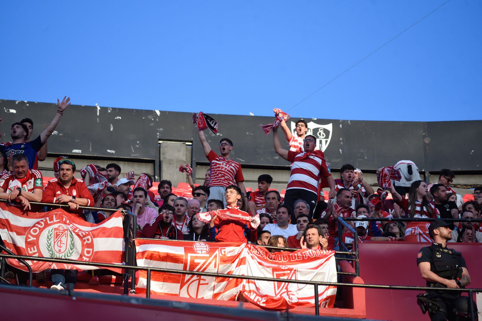 Búscate en el Sevilla FC - Granada CF