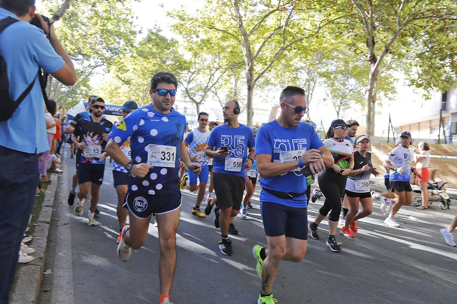 Imágenes de la 35 vuelta a Huelva 2022