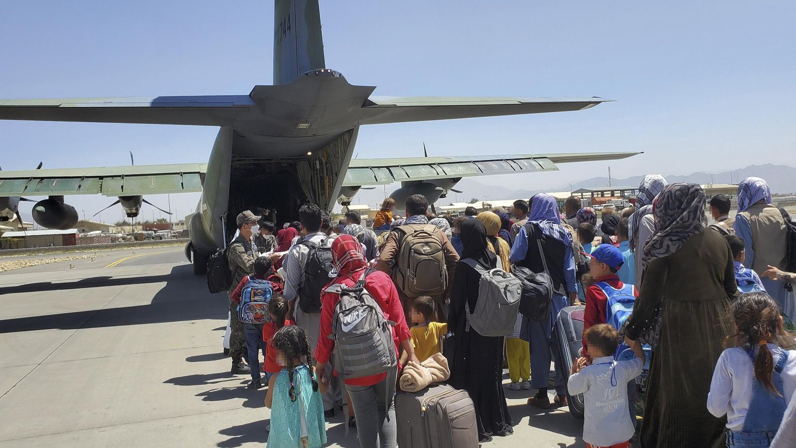 Evacuaciones en el aeropuerto de Kabul