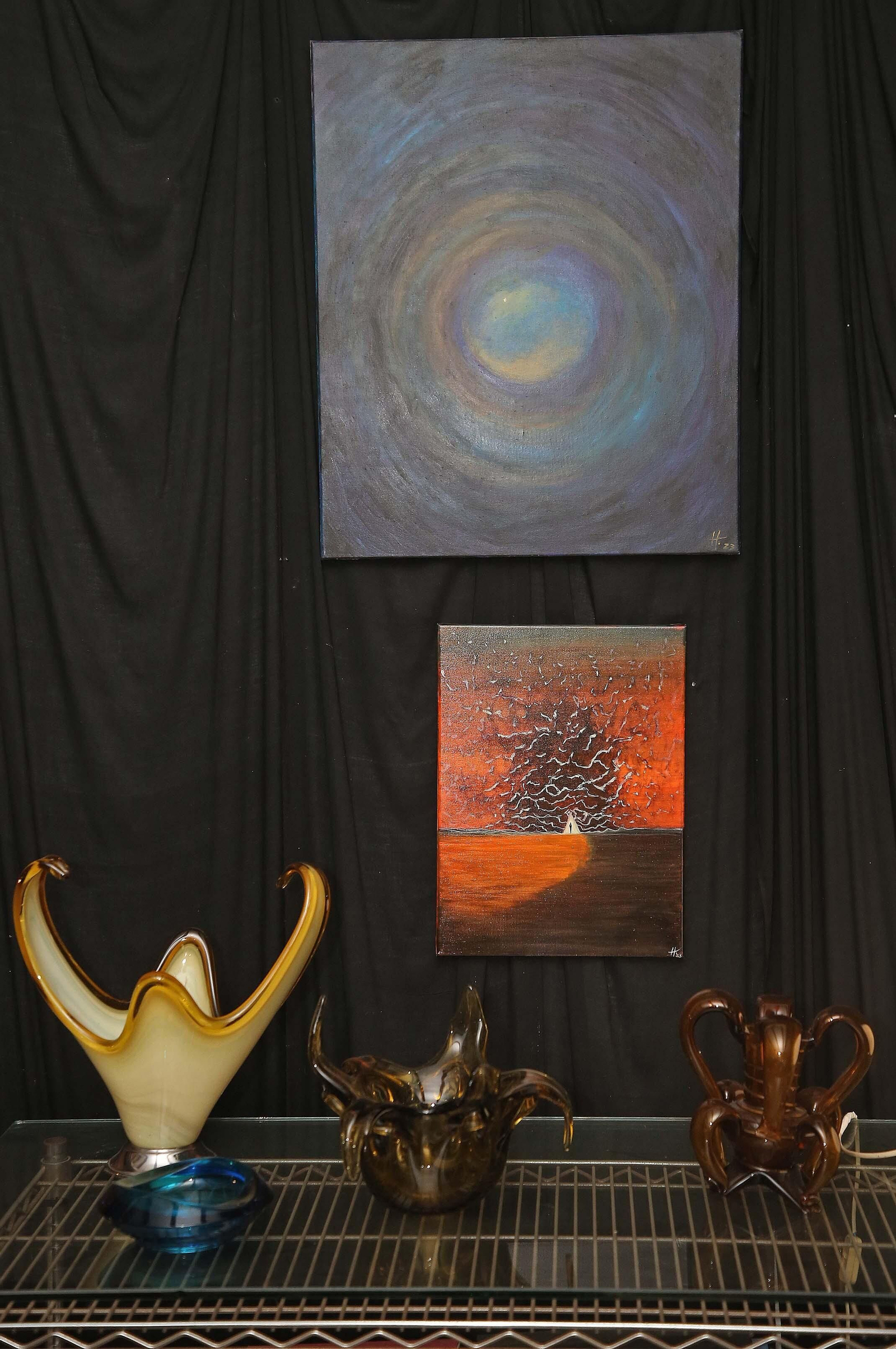 ' Primitivo',  la exposición de Óscar Hidalgo en imágenes