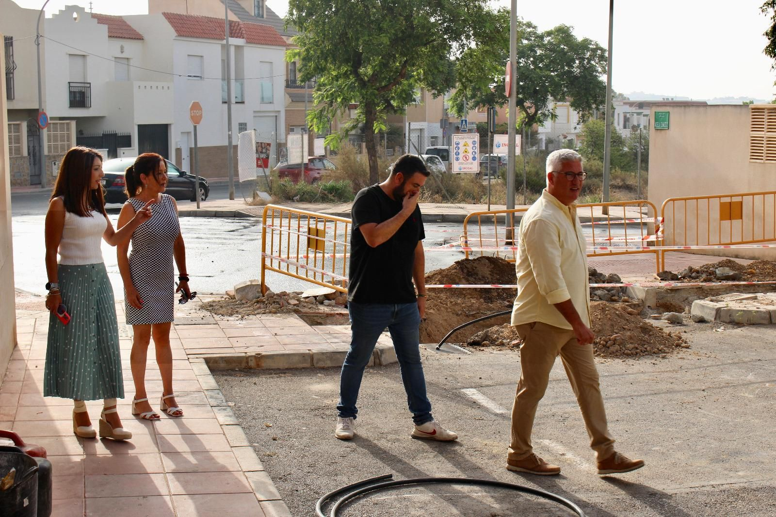 Miembros del equipo de Gobierno realizan una visita técnica a la zona.