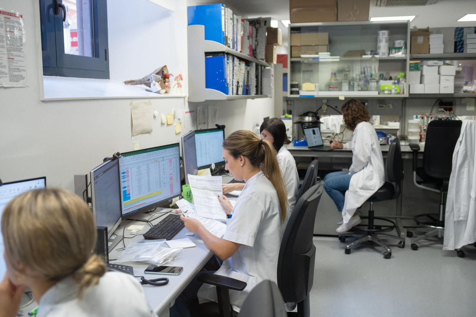 Imagen de archivo del trabajo en un laboratorio