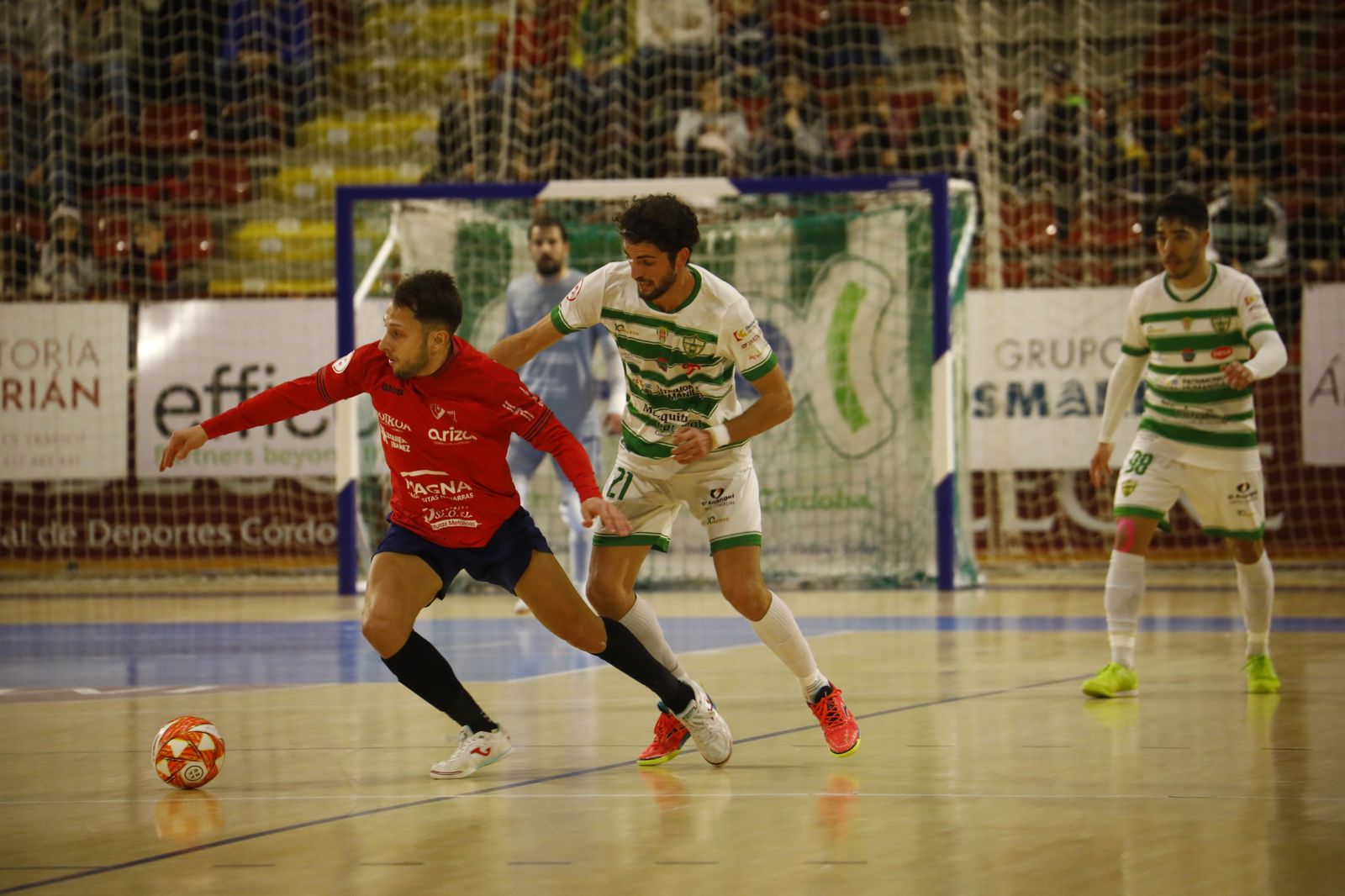 La victoria del Córdoba Futsal ante el Osasuna Magna, en imágenes