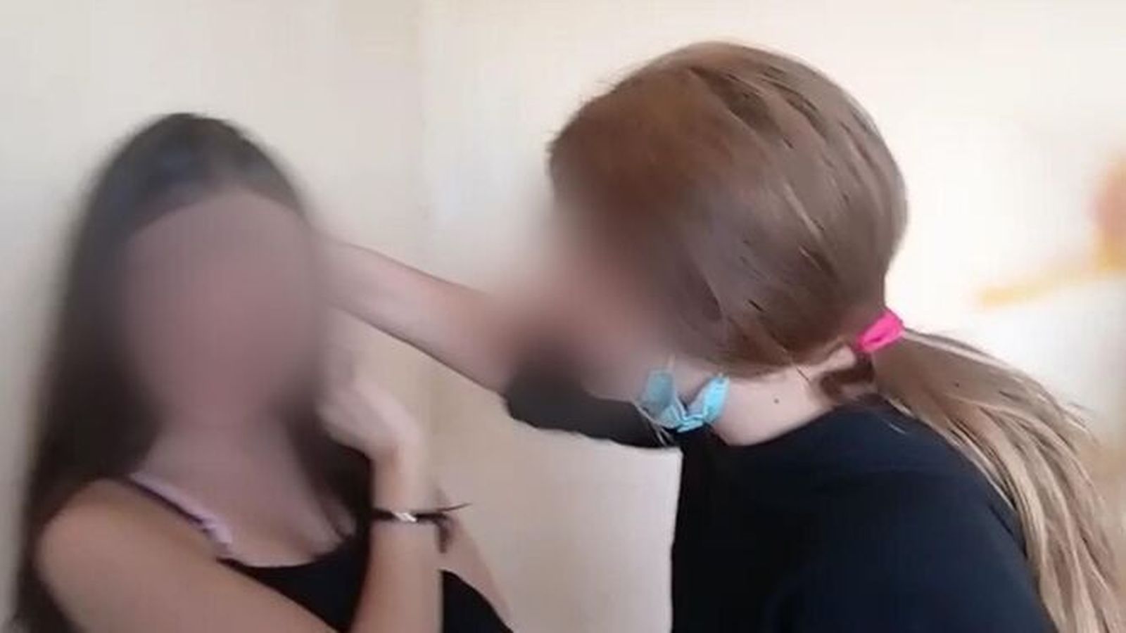 Forocoches recauda 2.600 para la menor víctima de acoso escolar en el Área Metropolitana de Granada