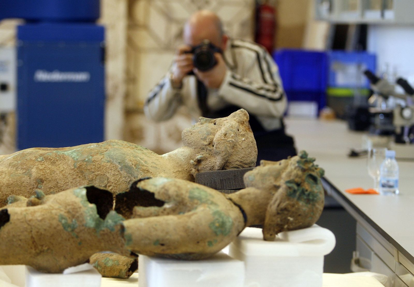 Efebos de Pedro Abad, con el dionísiaco en primer plano.