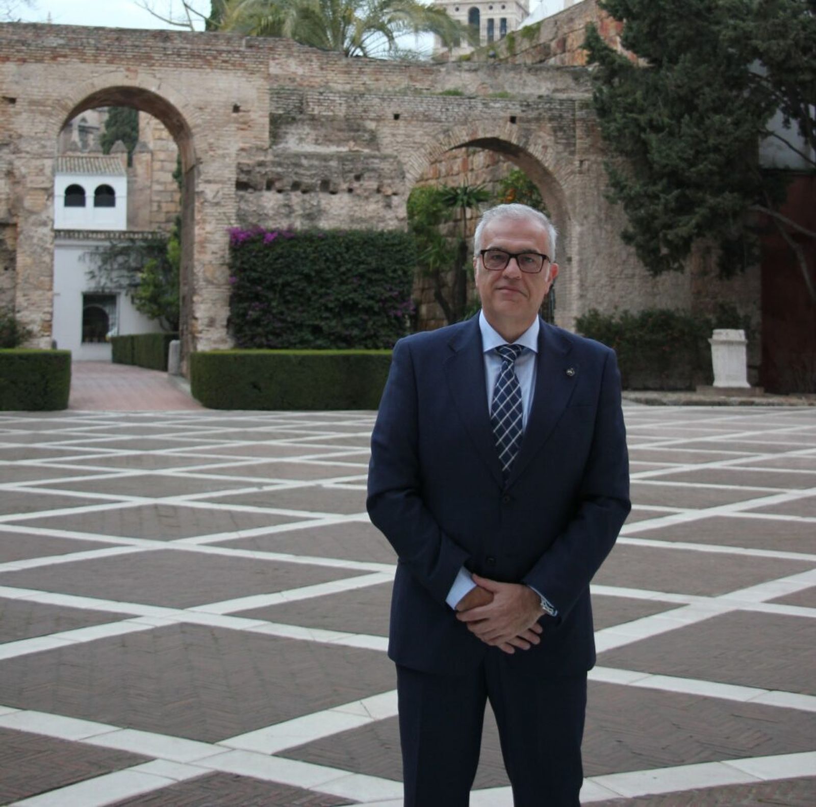 Fidel Astudillo, reelegido presidente de los veterinarios andaluces
