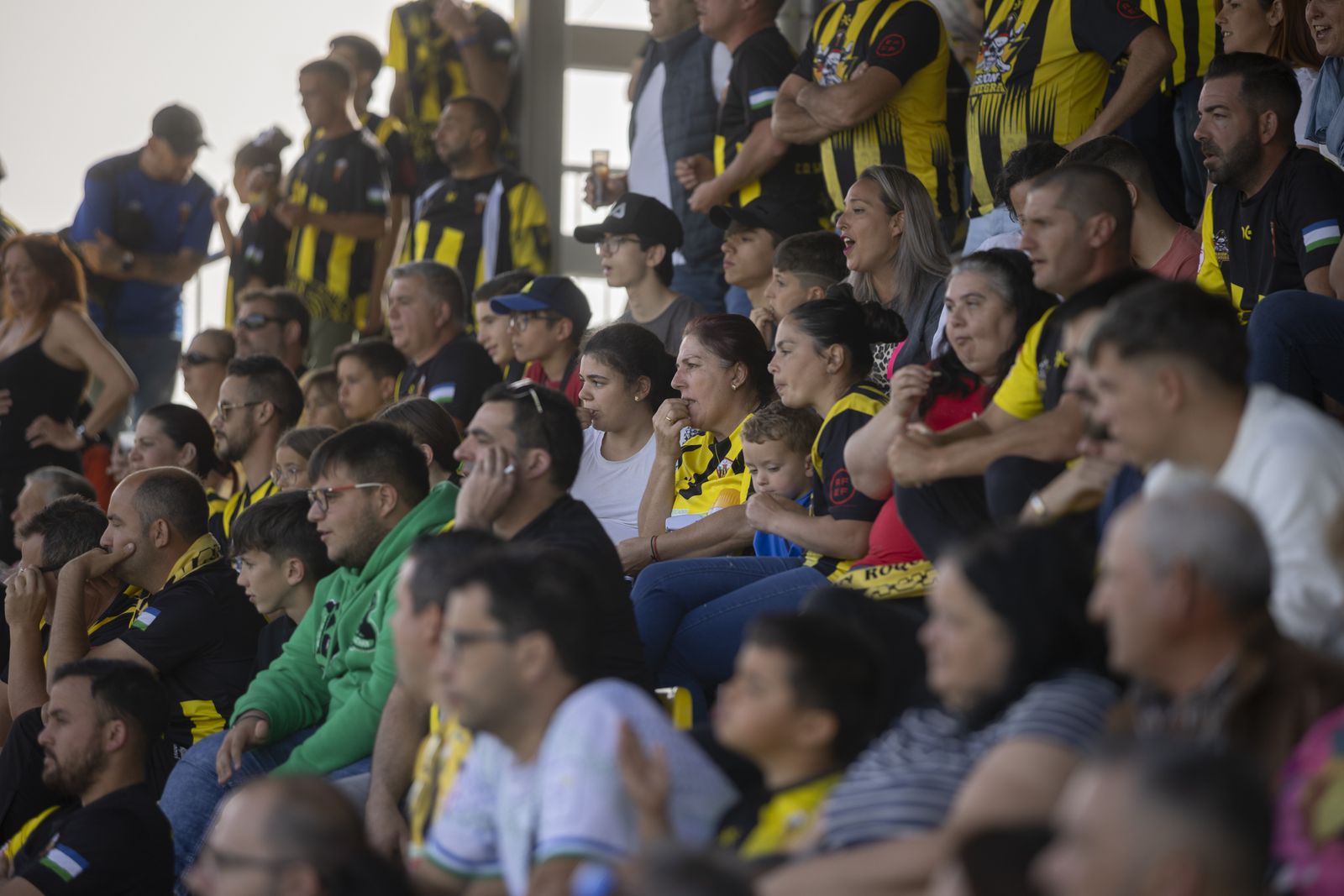 Imágenes del partido entre el San Roque de Lepe y el Atlético Sanluqueño