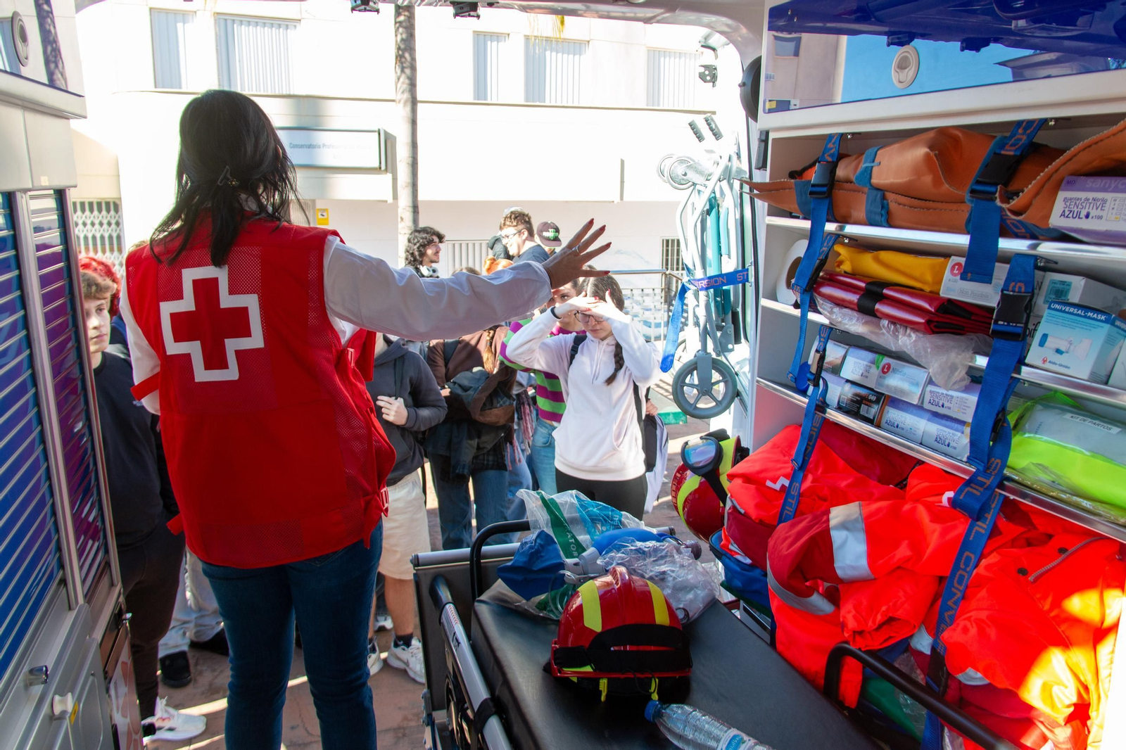 Más de 1.500 escolares reciben técnicas básicas de reanimación cardiopulmonar en Motril