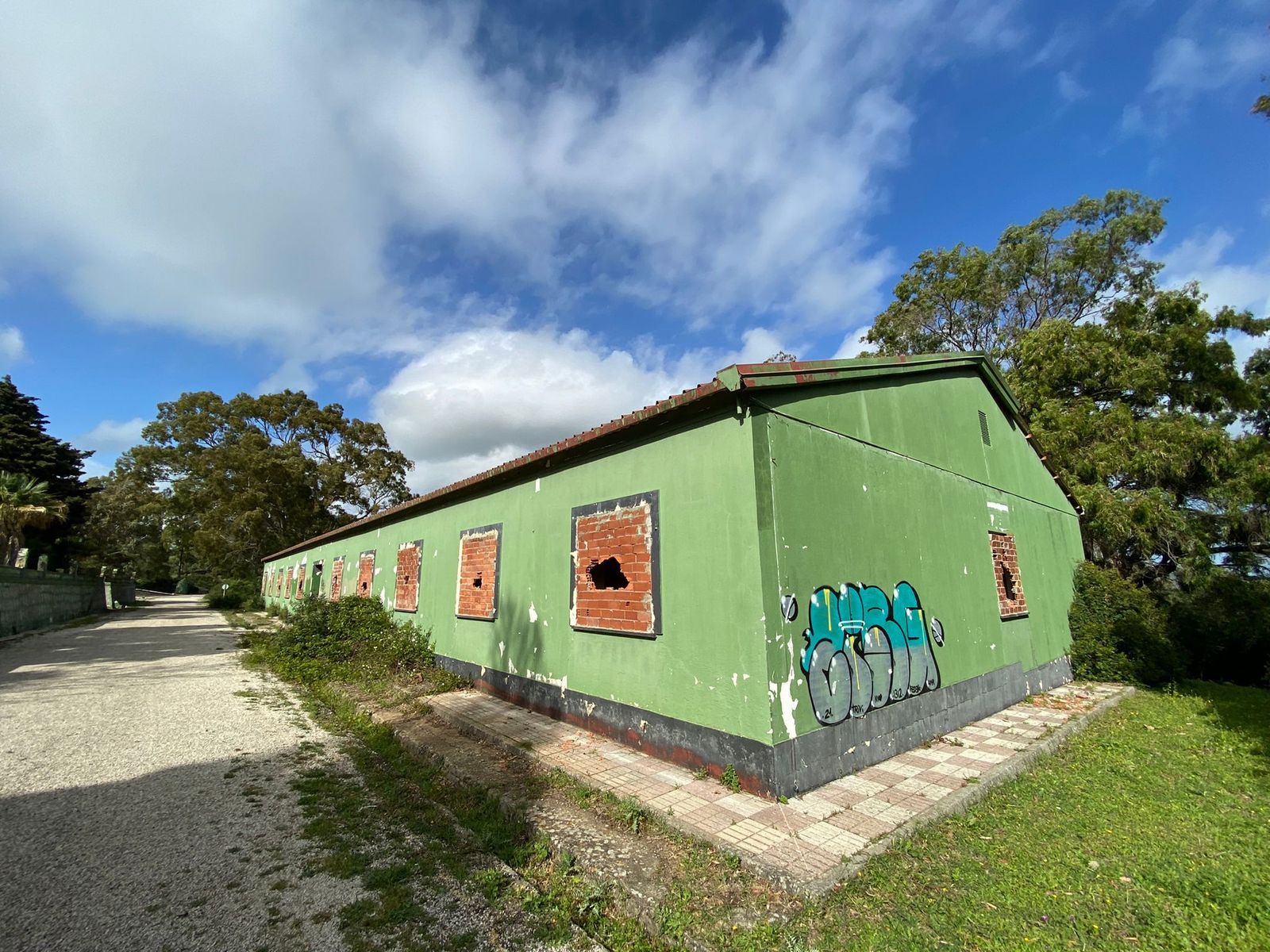 Una antigua instalación militar en Paloma Alta.