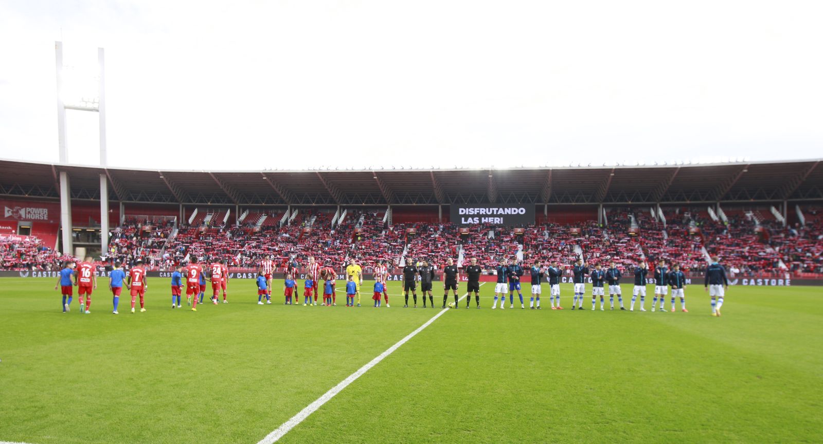 Imágenes del partido U.D. Almería-Real Sociedad