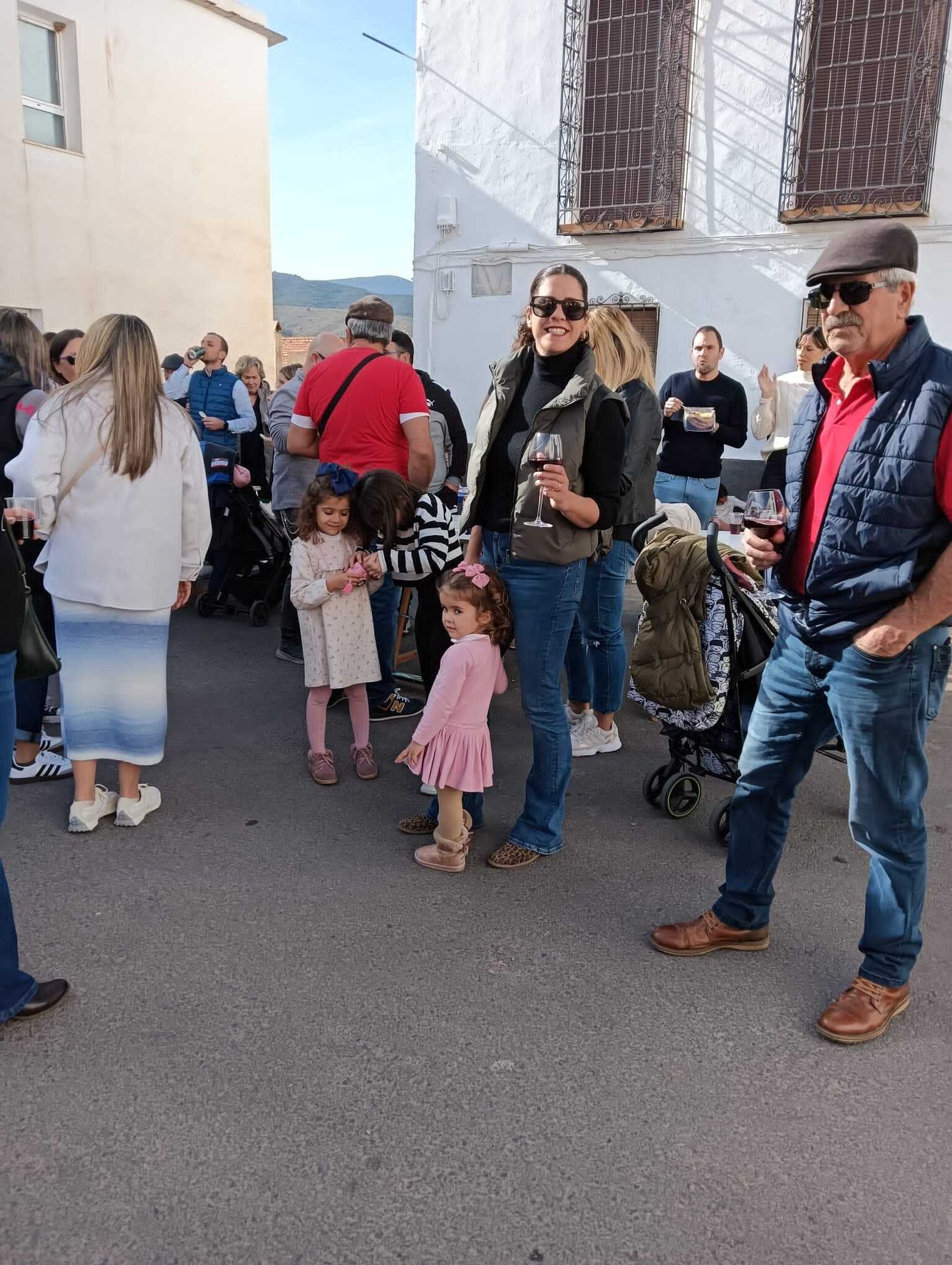 Imágenes del 17º Certamen de Mostos de Fiñana y del Torneo de Facas