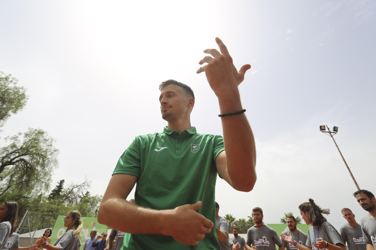 Las fotos de la presentación de Aleksa Avramovic