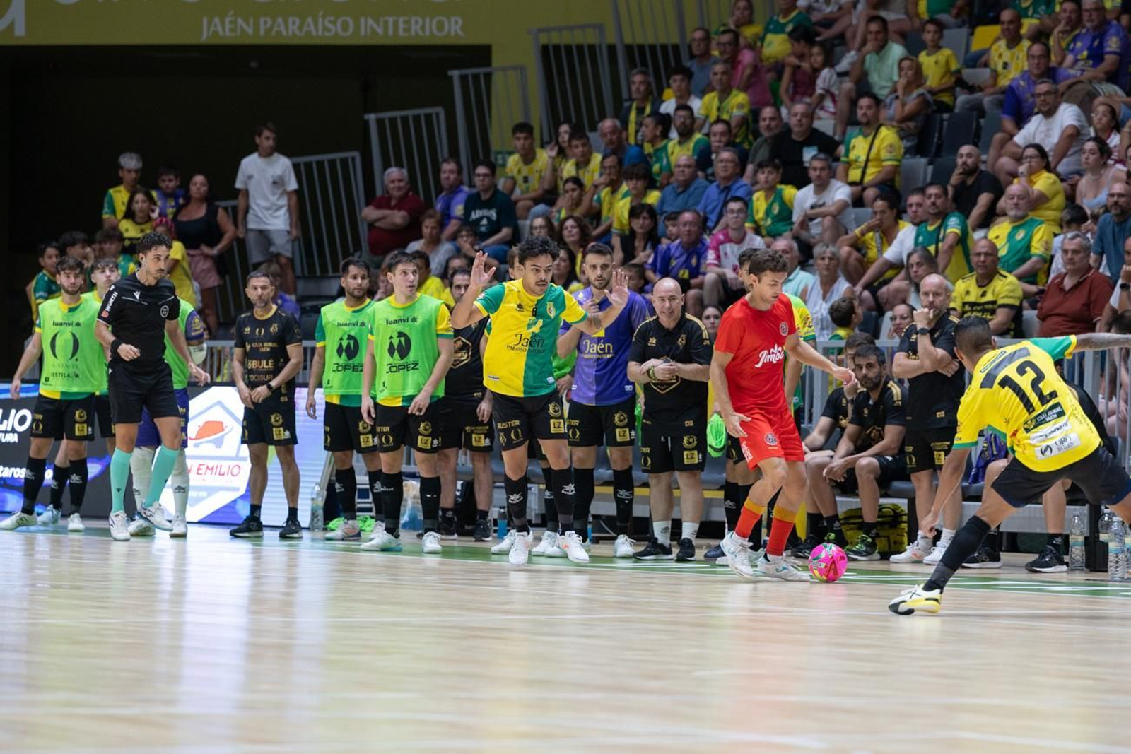 Las mejores fotos del XIV Trofeo del Olivo entre Jaén Paráiso Interior FS y Jimbee Cartagena