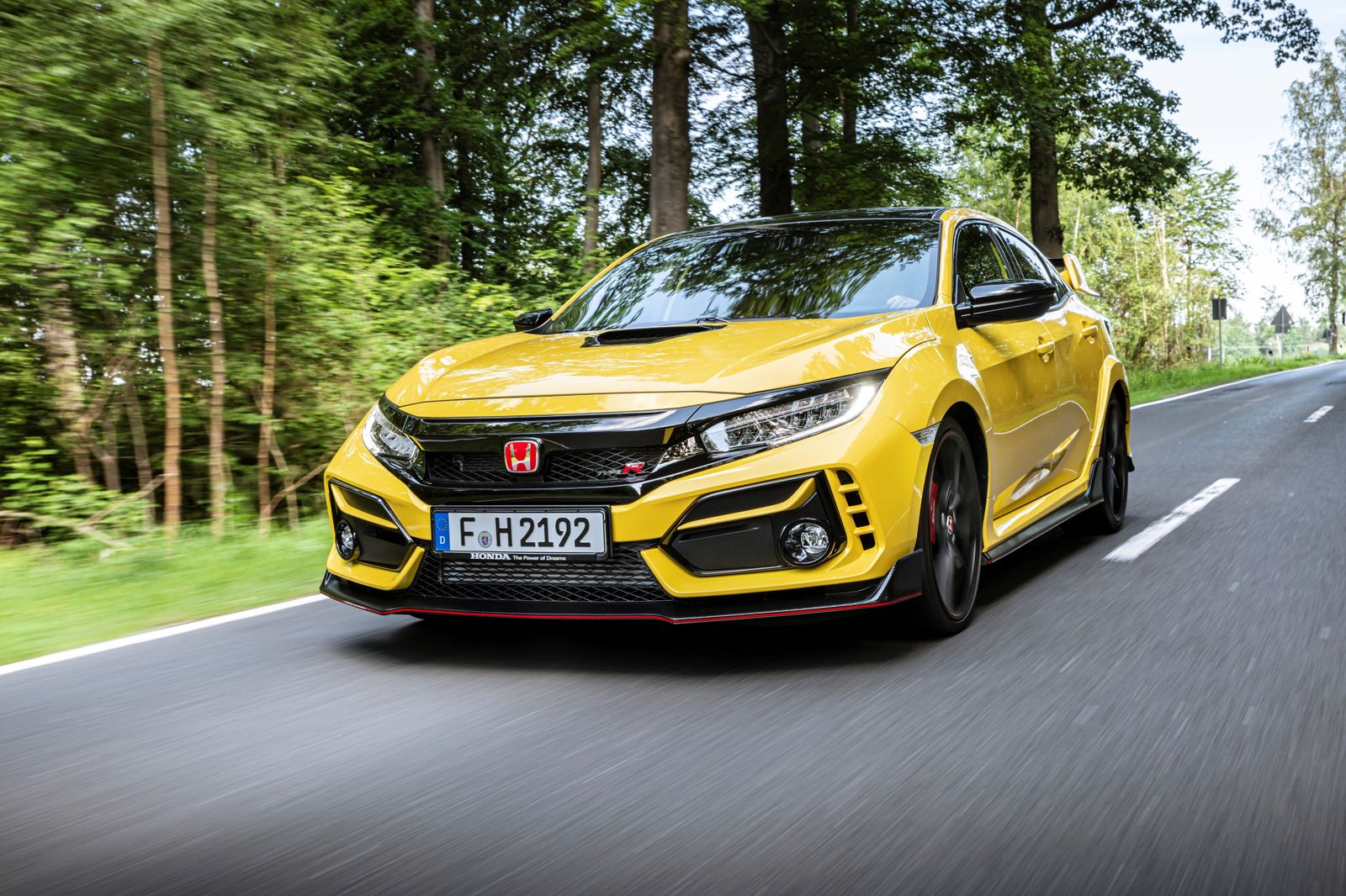 Si el Honda Civic Type R GT ya era un deportivo especial, esta pareja aún lo es más