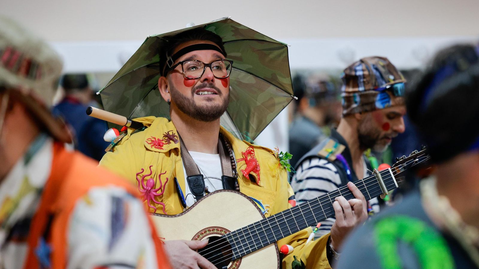 Búscate entre las mejores imágenes de la décima sesión de preliminares del COAC 2025