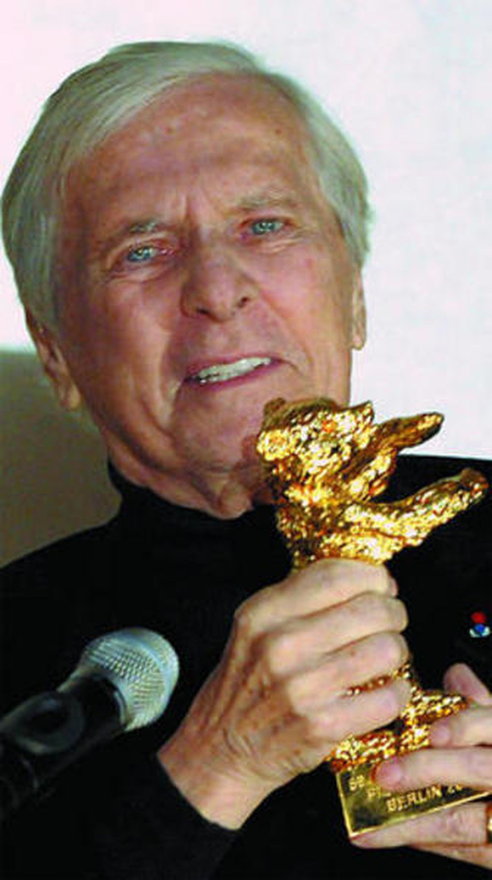 Maurice Jarre, el pasado febrero con el Oso de Honor de Berlín.