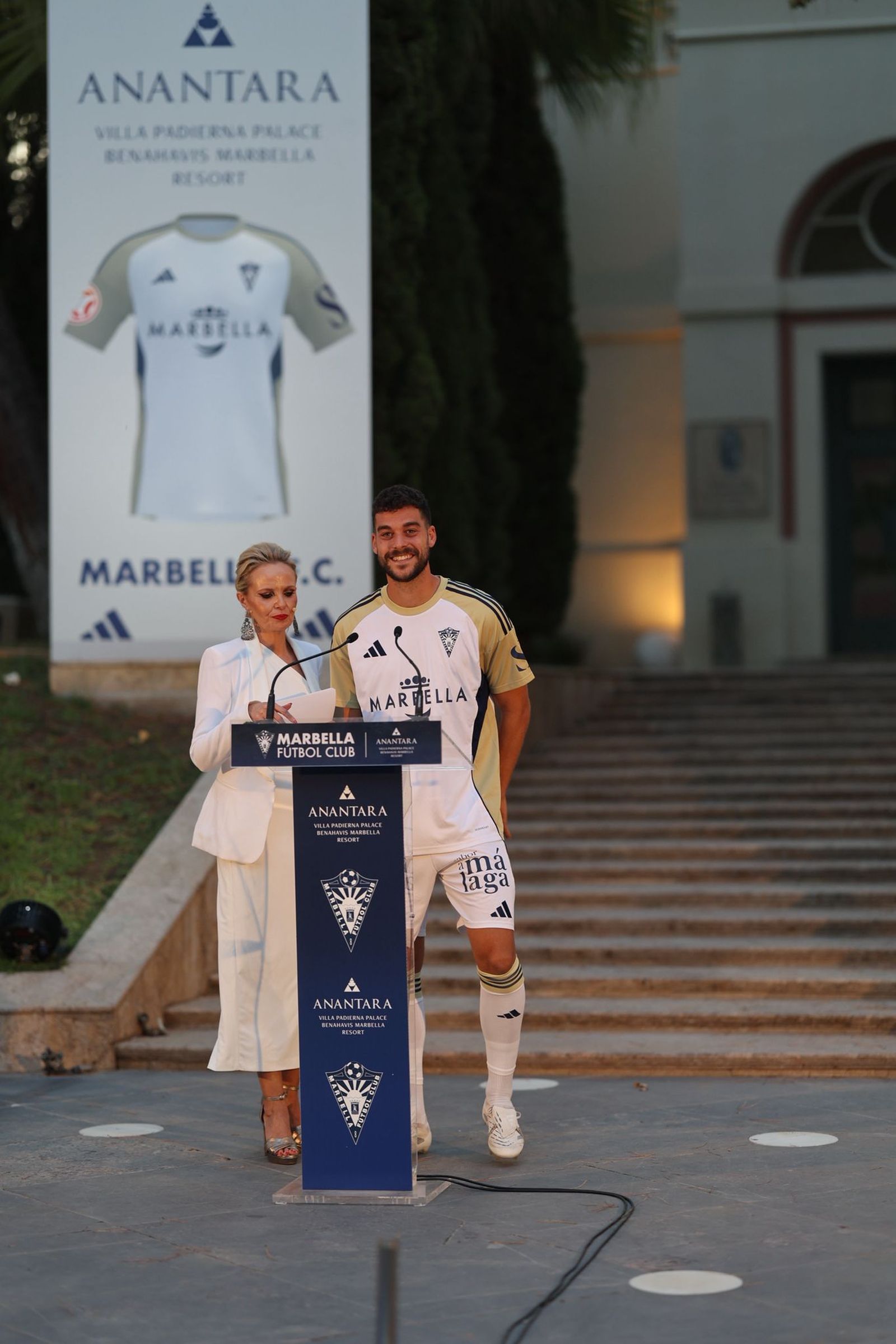 Así son las camisetas del Marbella FC 2025/2026