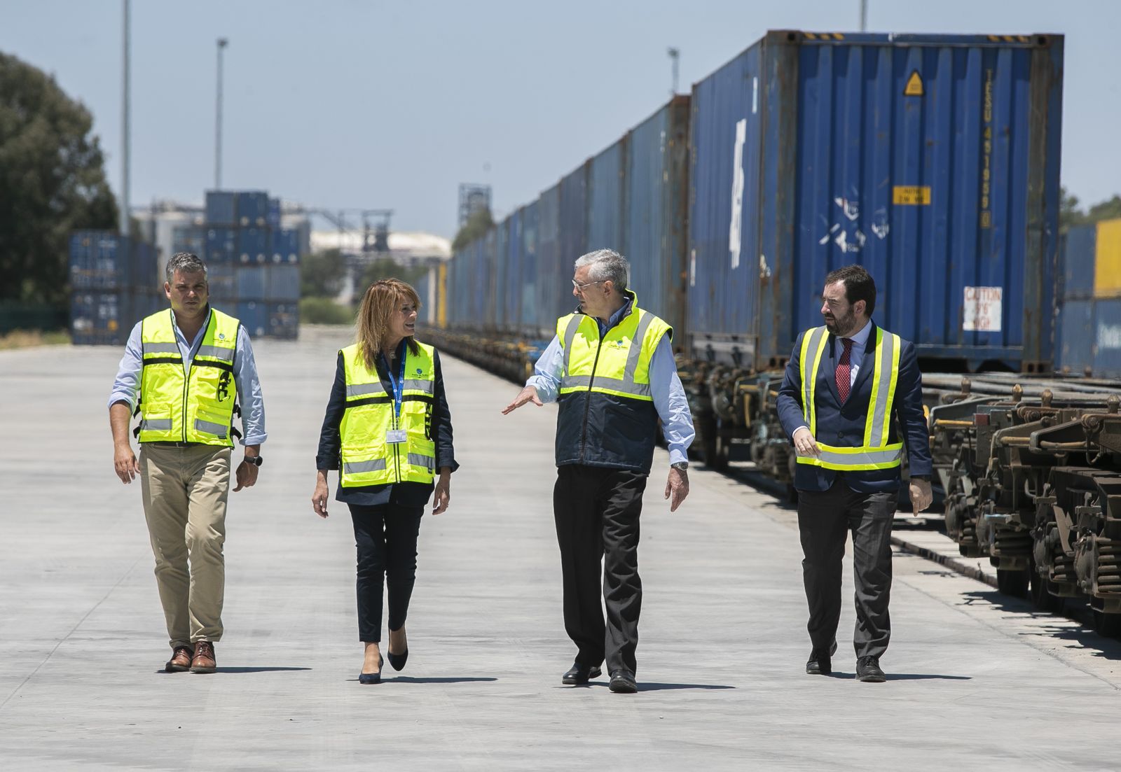 Pilar Miranda visita la terminal ferroportuaria APH1.