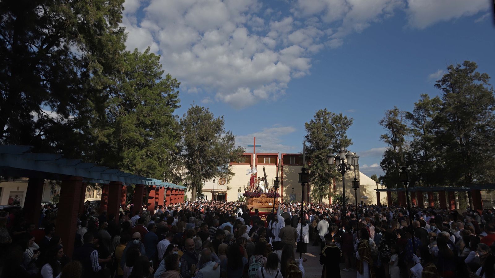 Fotos del Jueves Santo en Algeciras: Las Tres Caídas