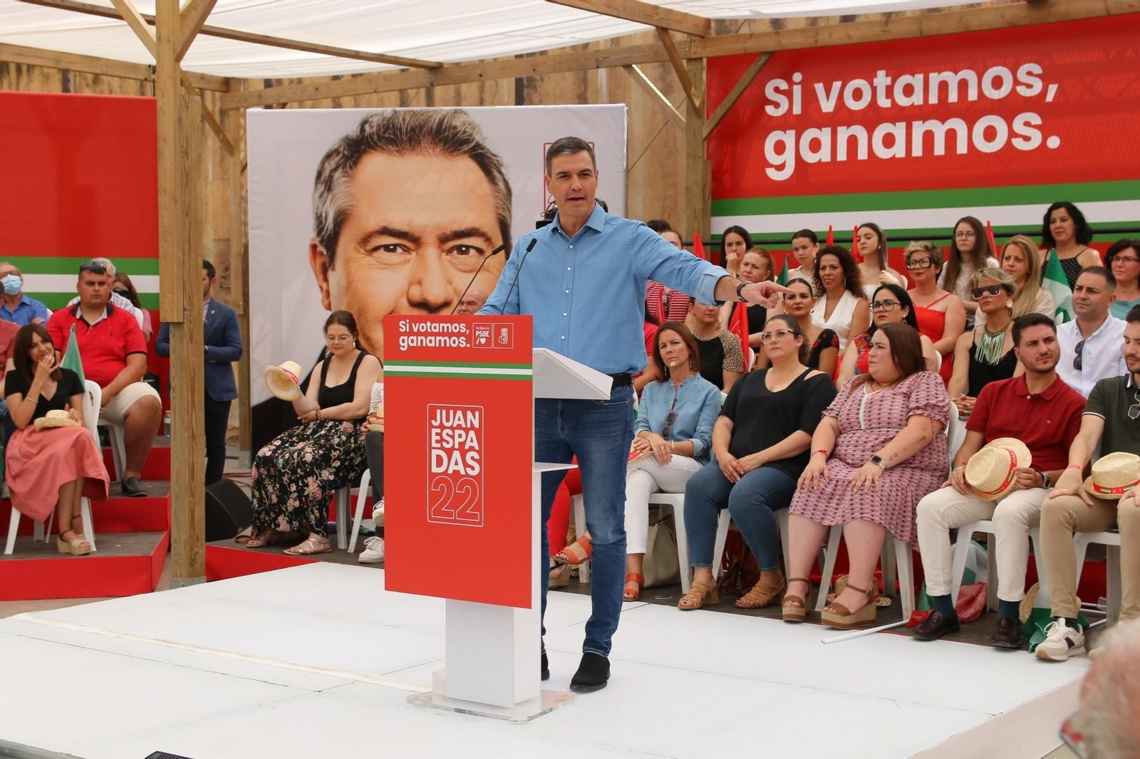 Juan Espadas comienza la campaña electoral con Pedro Sánchez, en imágenes