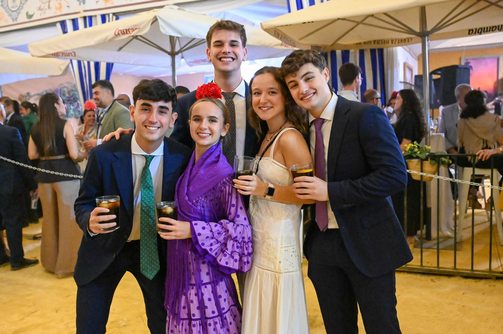 Imágenes del ambiente del ambiente de la noche del sábado en la Feria de Otoño y del Caballo 2025 de Huelva