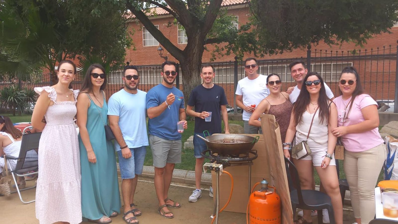 La Fiesta de las Paellas de Hinojosa del Duque, en imágenes