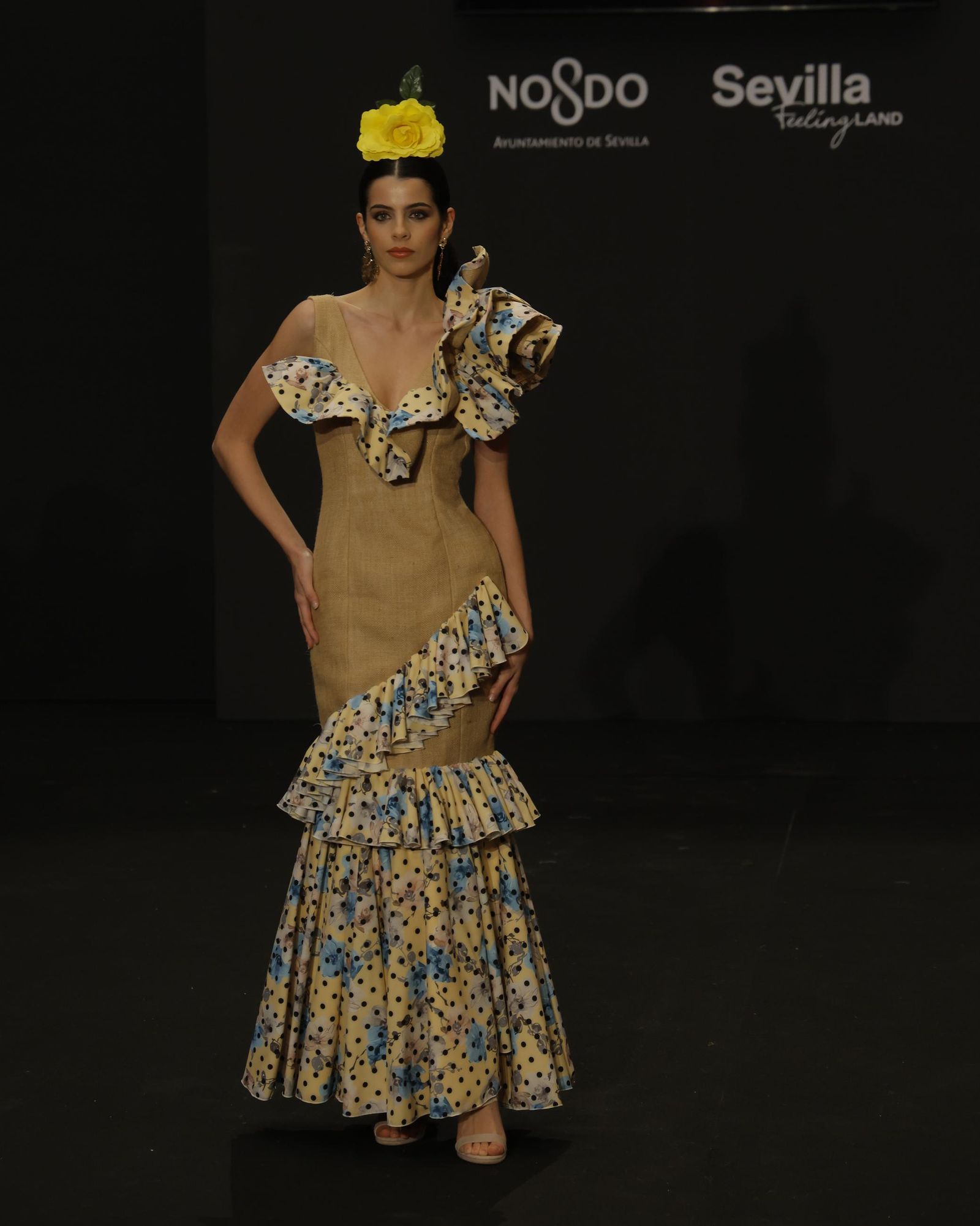 Emprende Lunares, el desfile de moda flamenca de Córdoba A Tu Vera, que anticipa la Feria de Abril: todas las fotos.