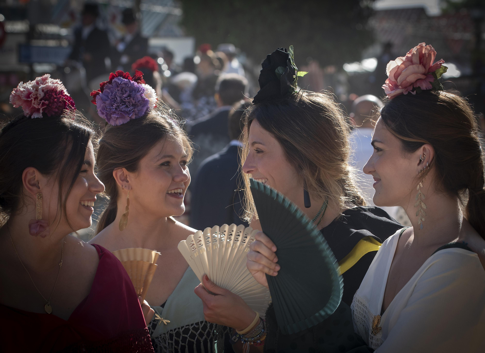 Calor y buen ambiente en el domingo de Feria de Abril 2023