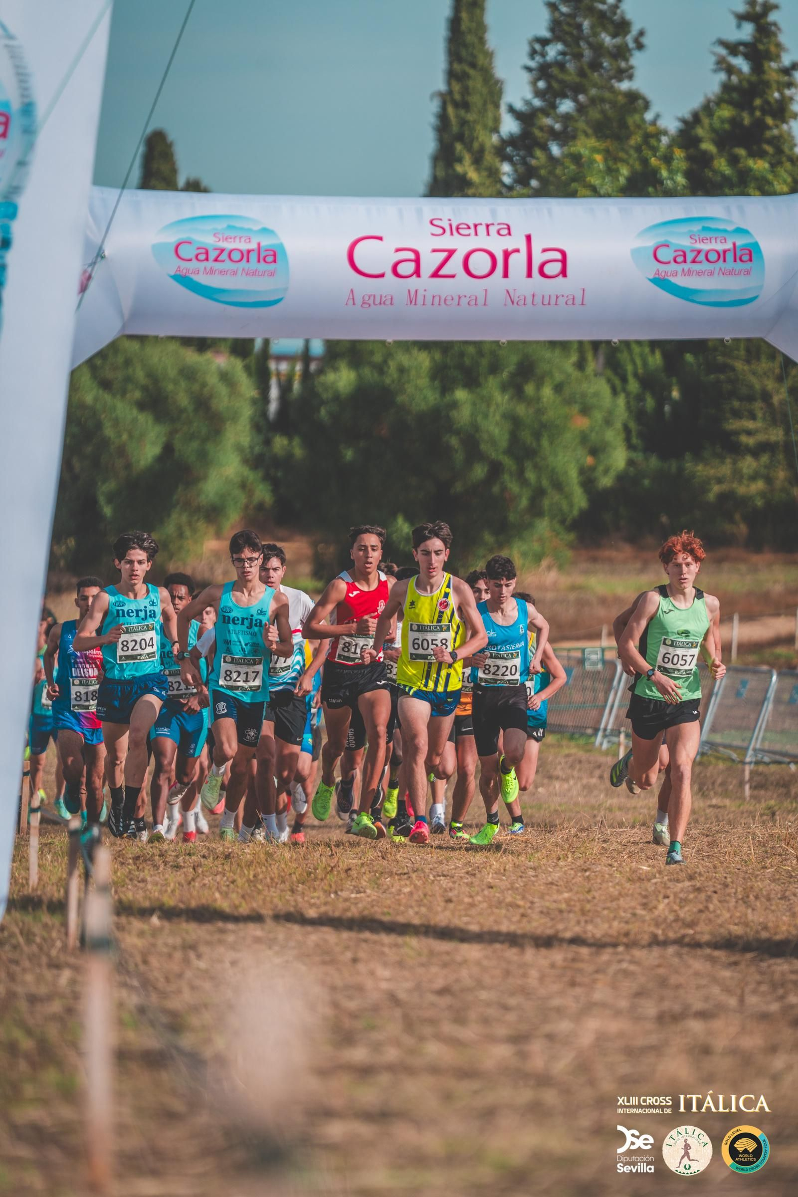 Búscate en las fotos del Cross de Itálica 2025 | 5