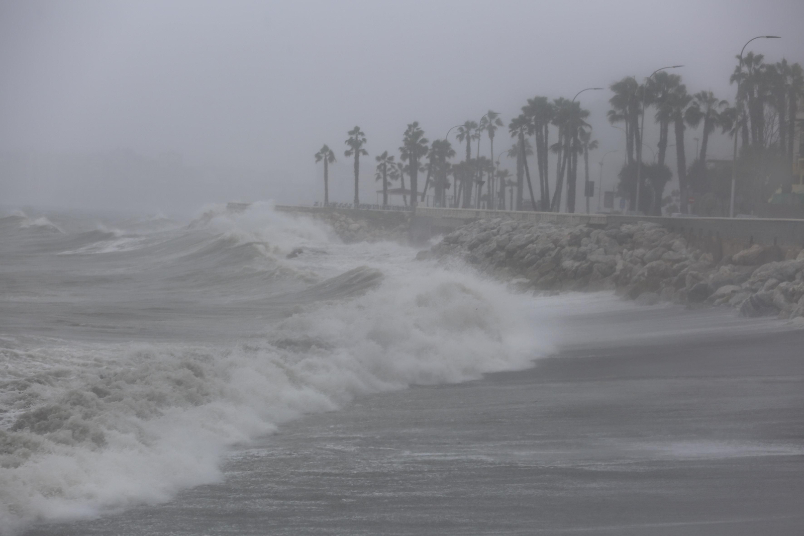 Fotos de las incidencias de la lluvia en Málaga