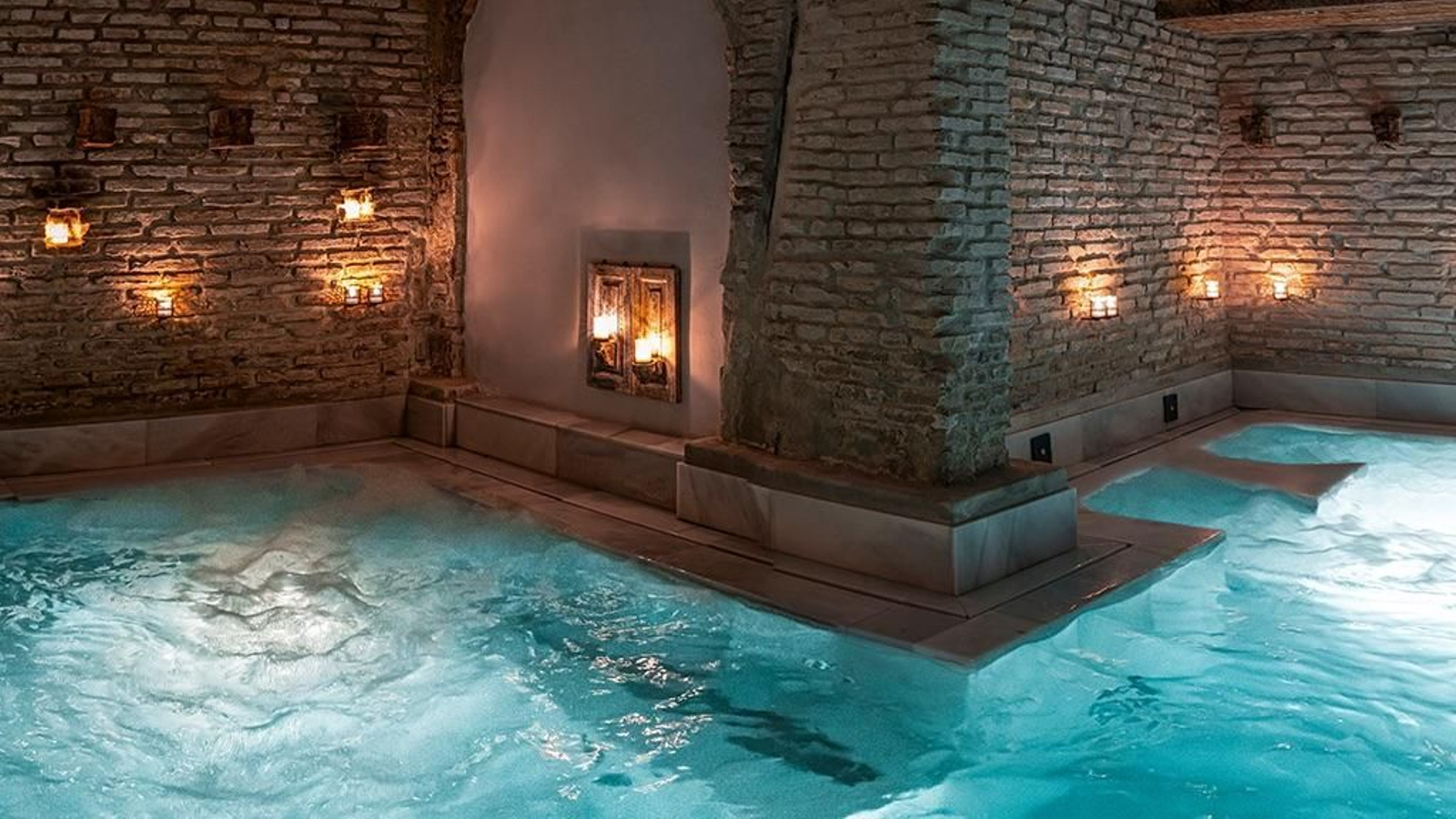 Aguas termales en Aire Ancient Baths Sevilla