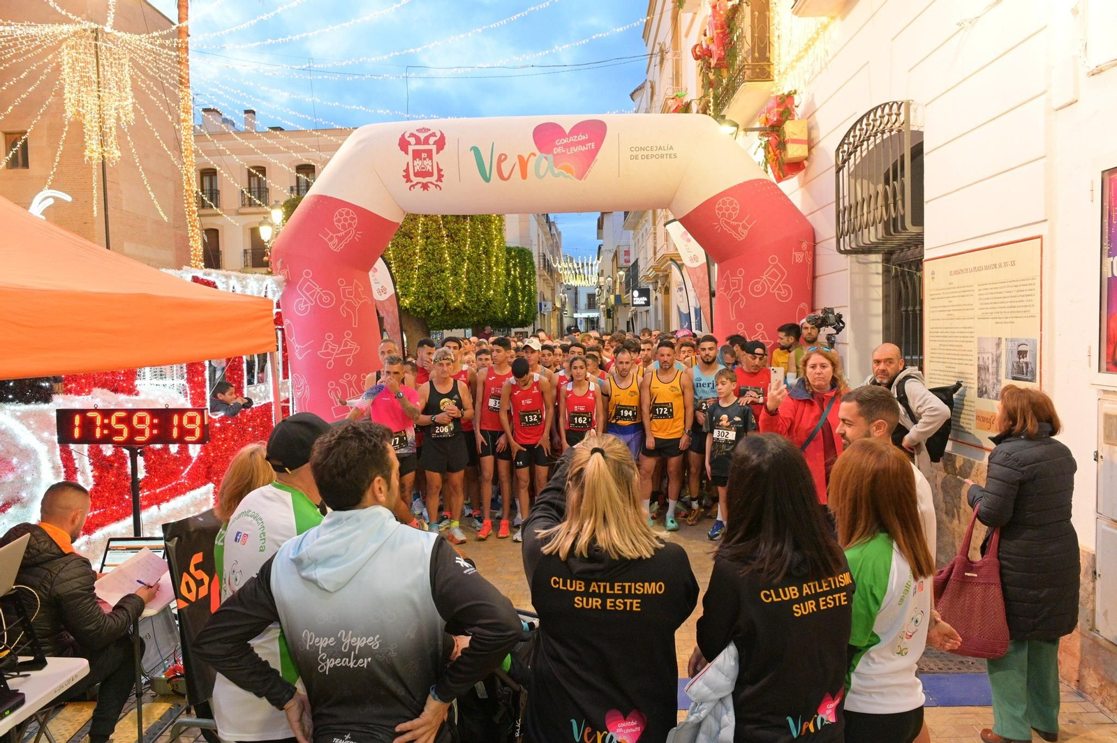 Carrera solidaria en Vera.