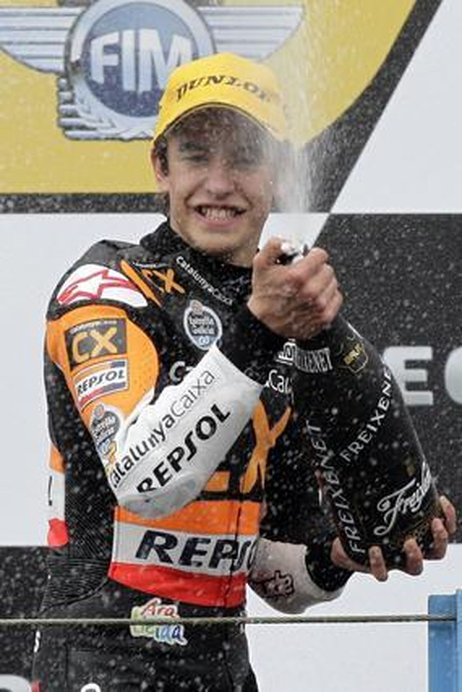 Marc Márquez celebra su victoria en el Gran Premio de Holanda de Moto2.  Foto: EFE