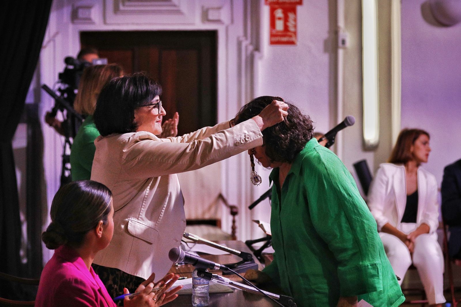 Las imágenes de la investidura de Carmen Álvarez como alcaldesa de Sanlúcar