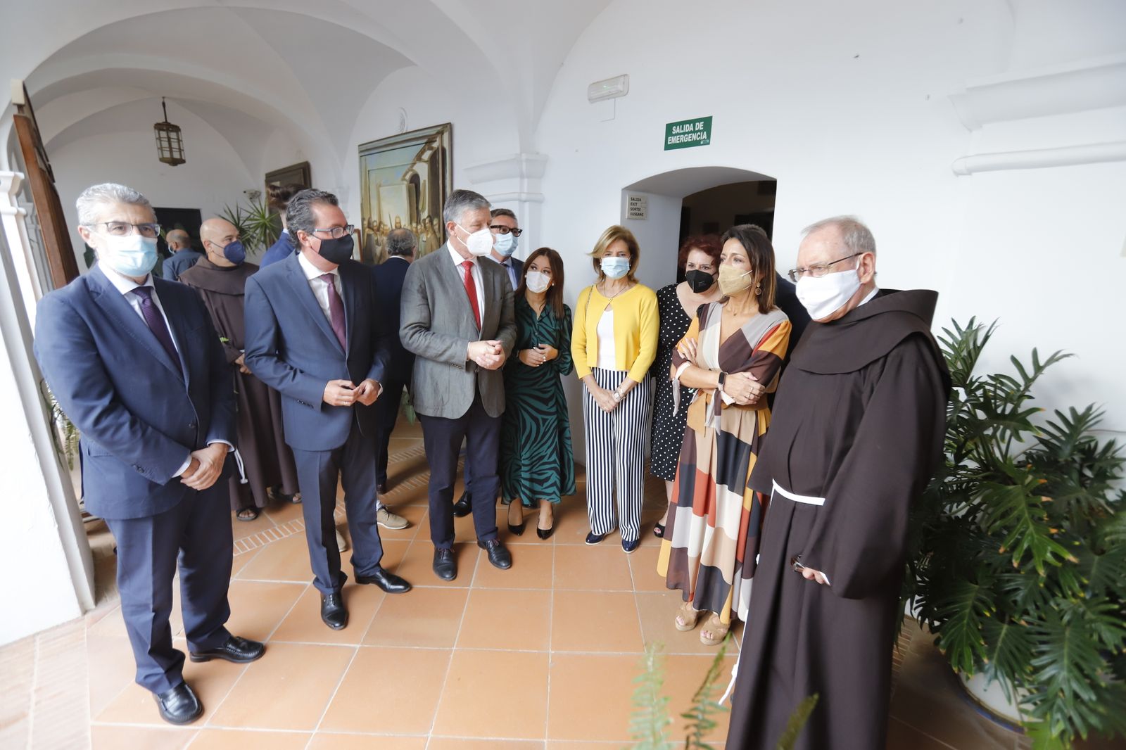 La presidenta del Parlamento, Marta Bosquet, junto al resto de miembros de la Mesa, visita al Monasterio de La Rábida