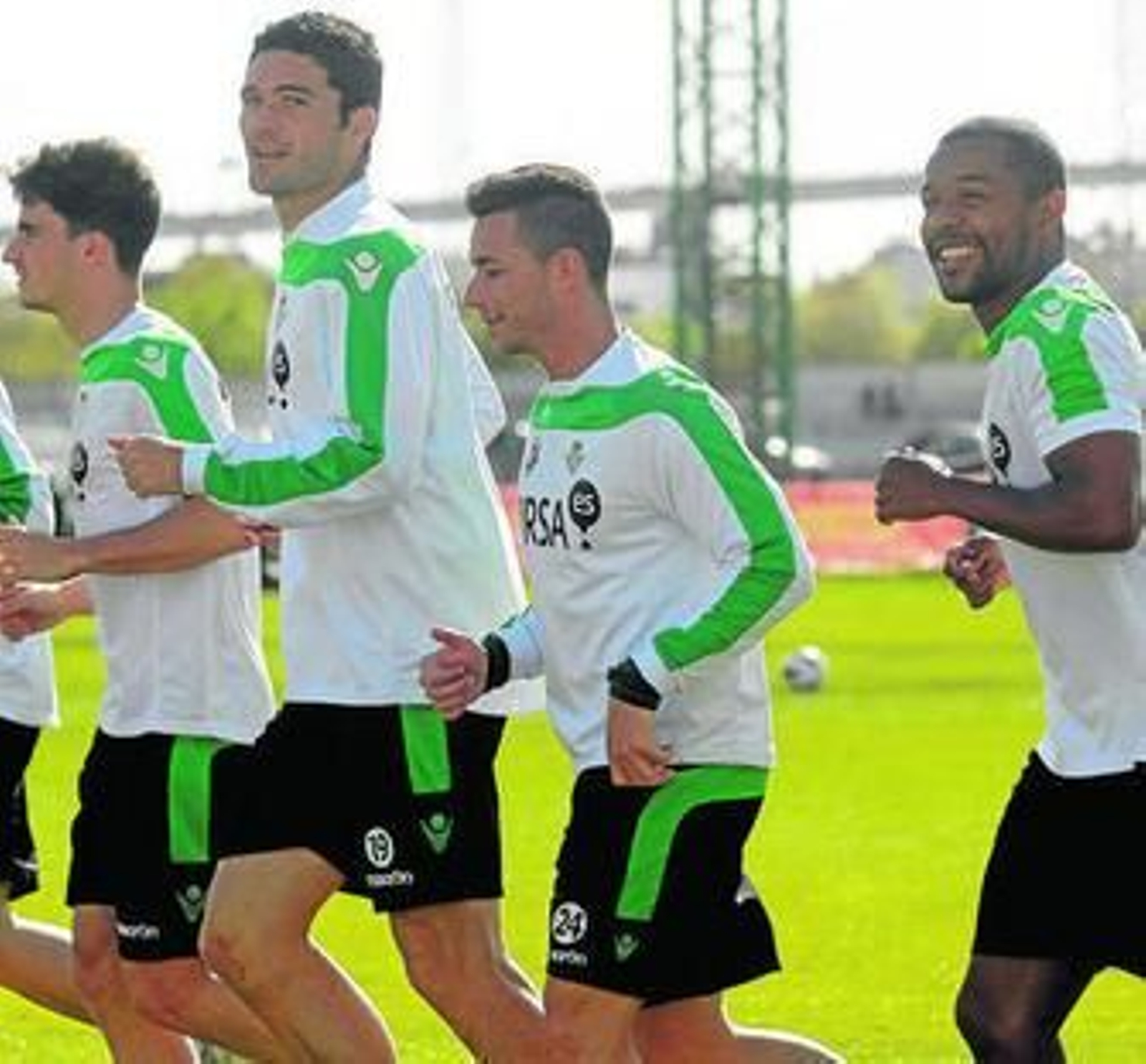Jorge Molina, Rubén Castro y Pabón, en un entrenamiento.