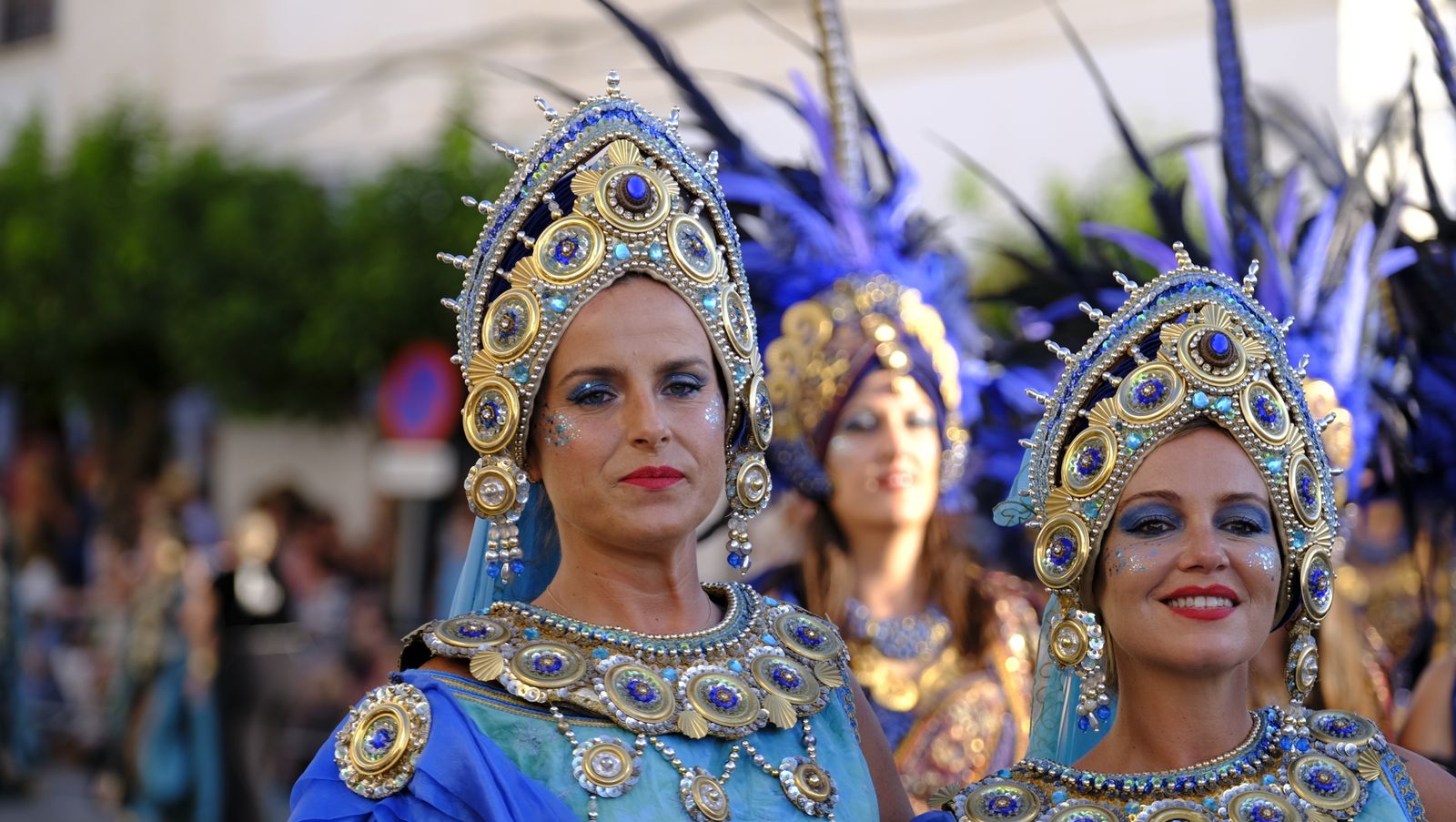 El espectacular desfile de Moros y Cristianos de Mojácar, en imágenes