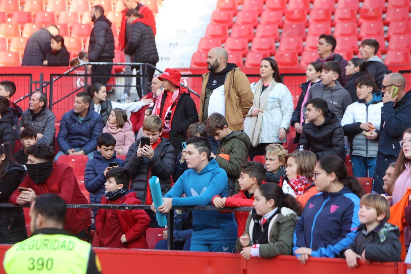 Búscate en el entrenamiento del Sevilla
