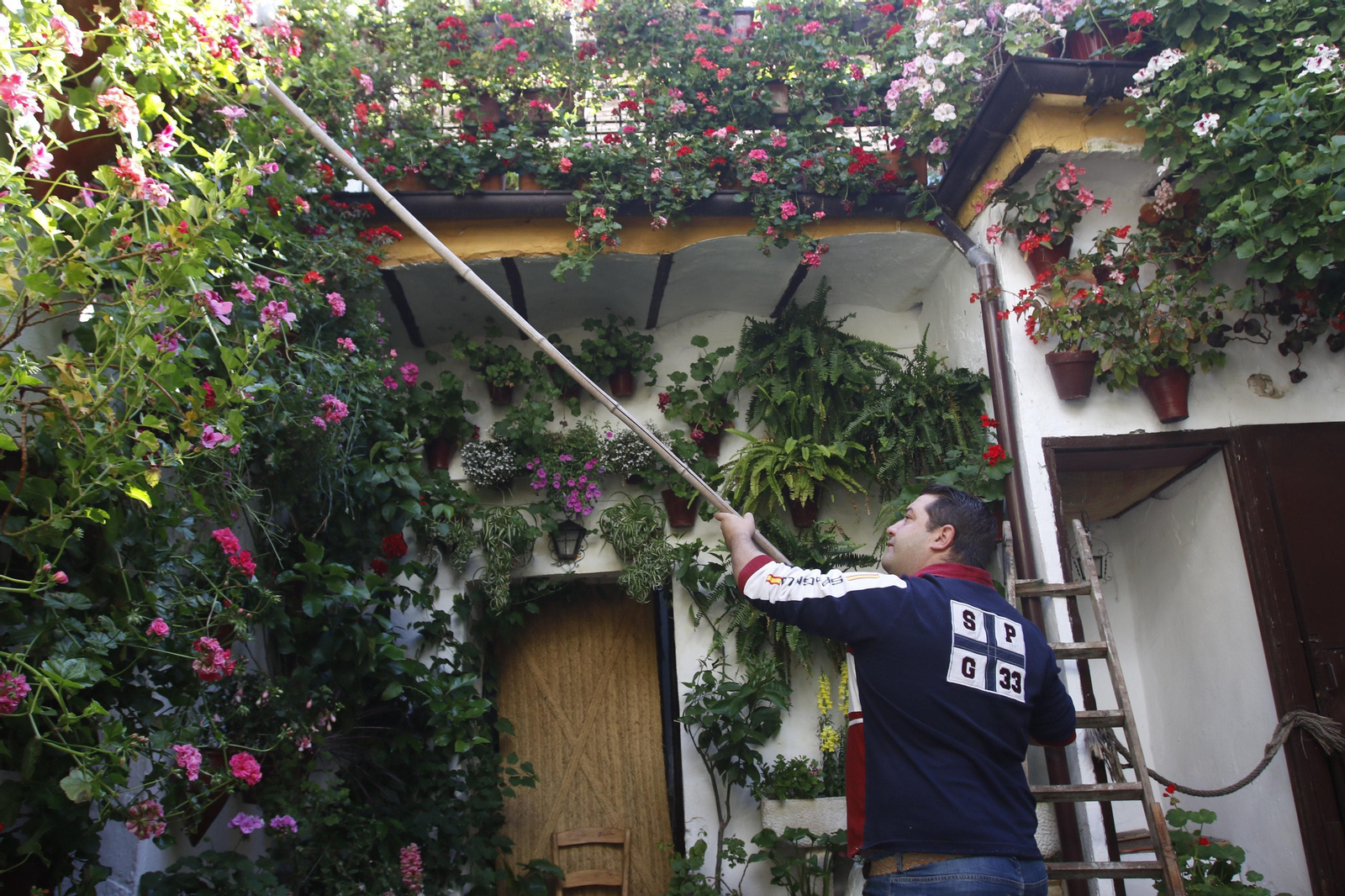 Las fotos del patio de San Basilio, 14 en tiempos de crisis