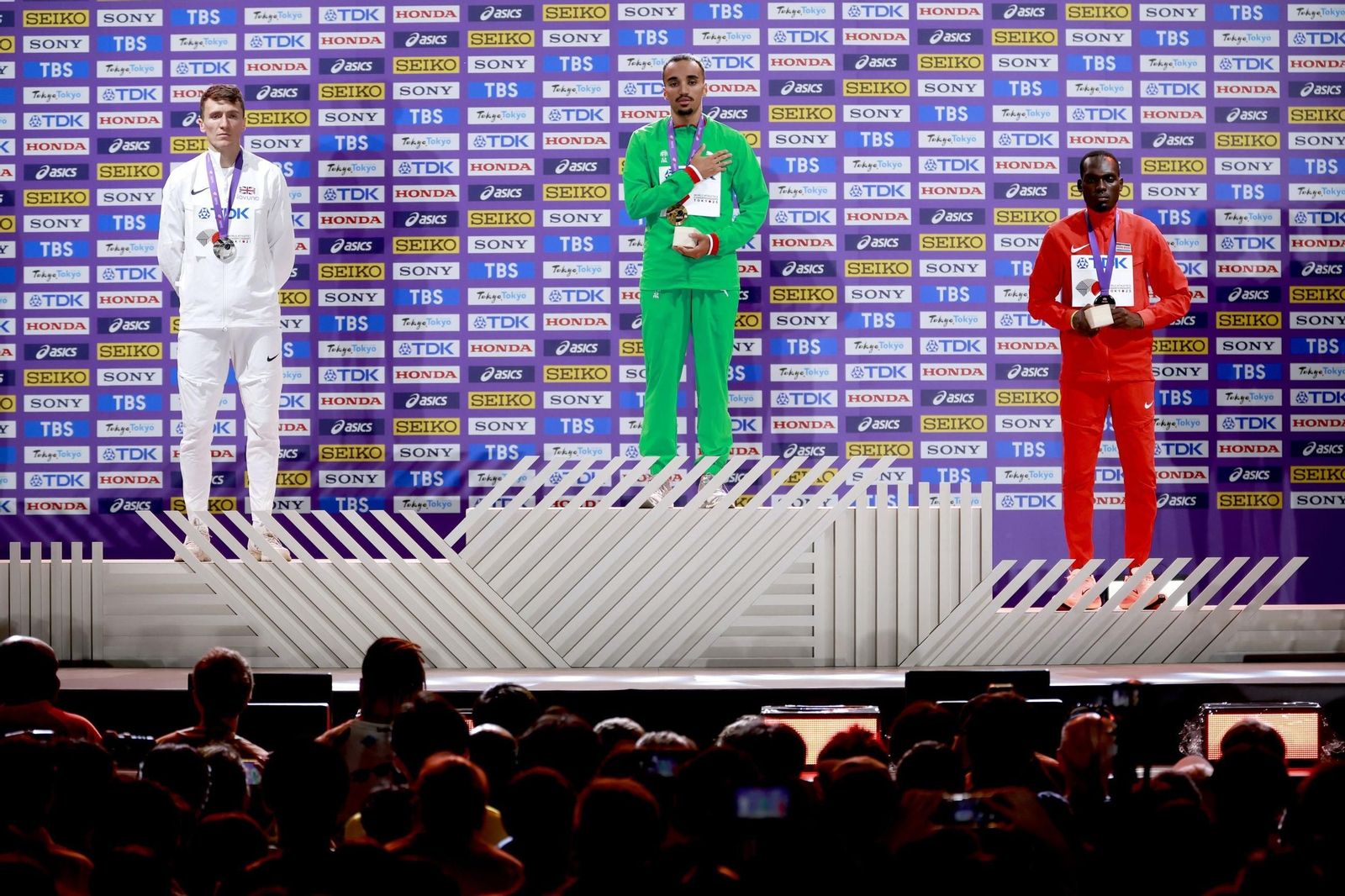 Las fotos del prometedor triunfo de Attaoui y del resto de la jornada del Mundial de Atletismo