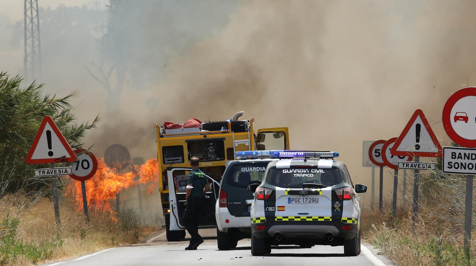 Grave incendio en la campiña de Jerez